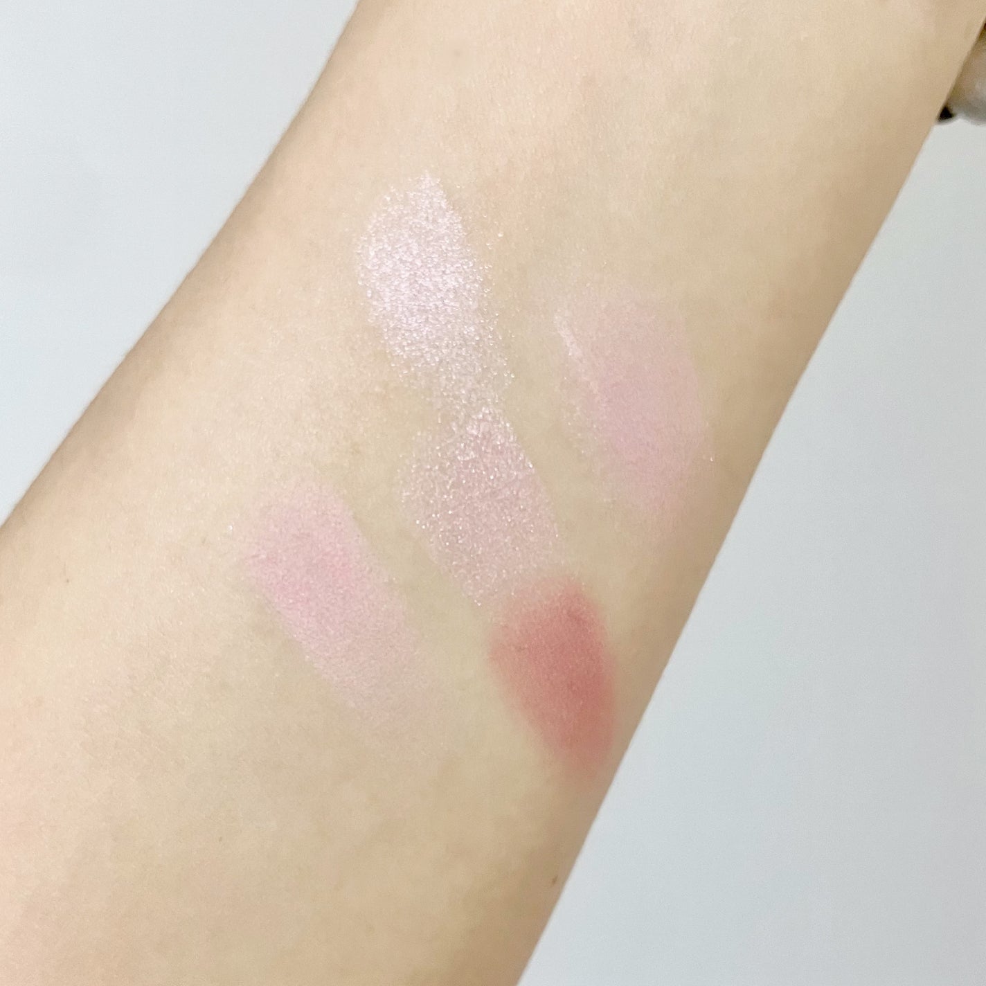 グロウフルールチークス(ブレンドタイプ)/キャンメイク/パウダーチークを使ったクチコミ(3枚目)