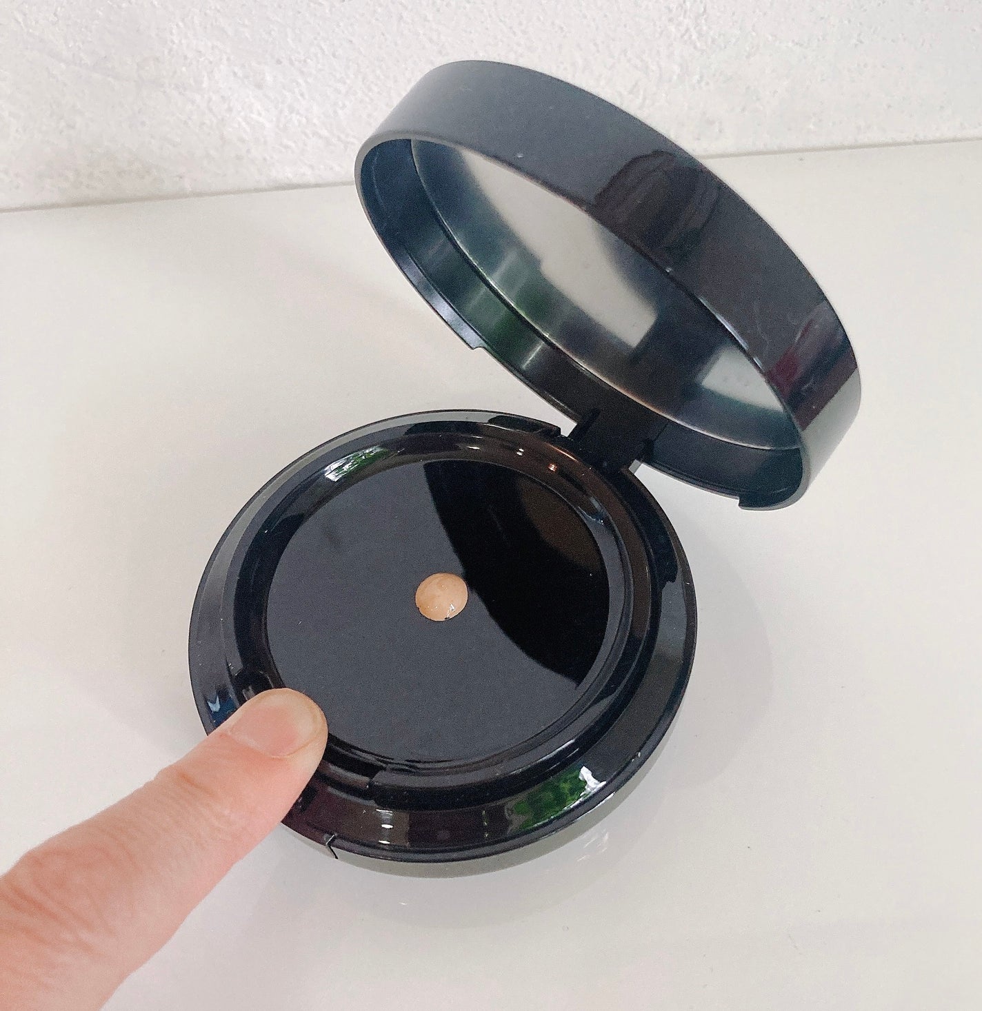 ミネラルリキッドリー ファンデーション SPF22 PA++/MiMC/リキッドファンデーションを使ったクチコミ(2枚目)