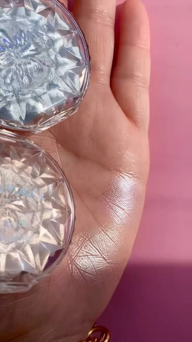 むにゅっとハイライター/キャンメイク/クリームハイライトを使ったクチコミ（3枚目）