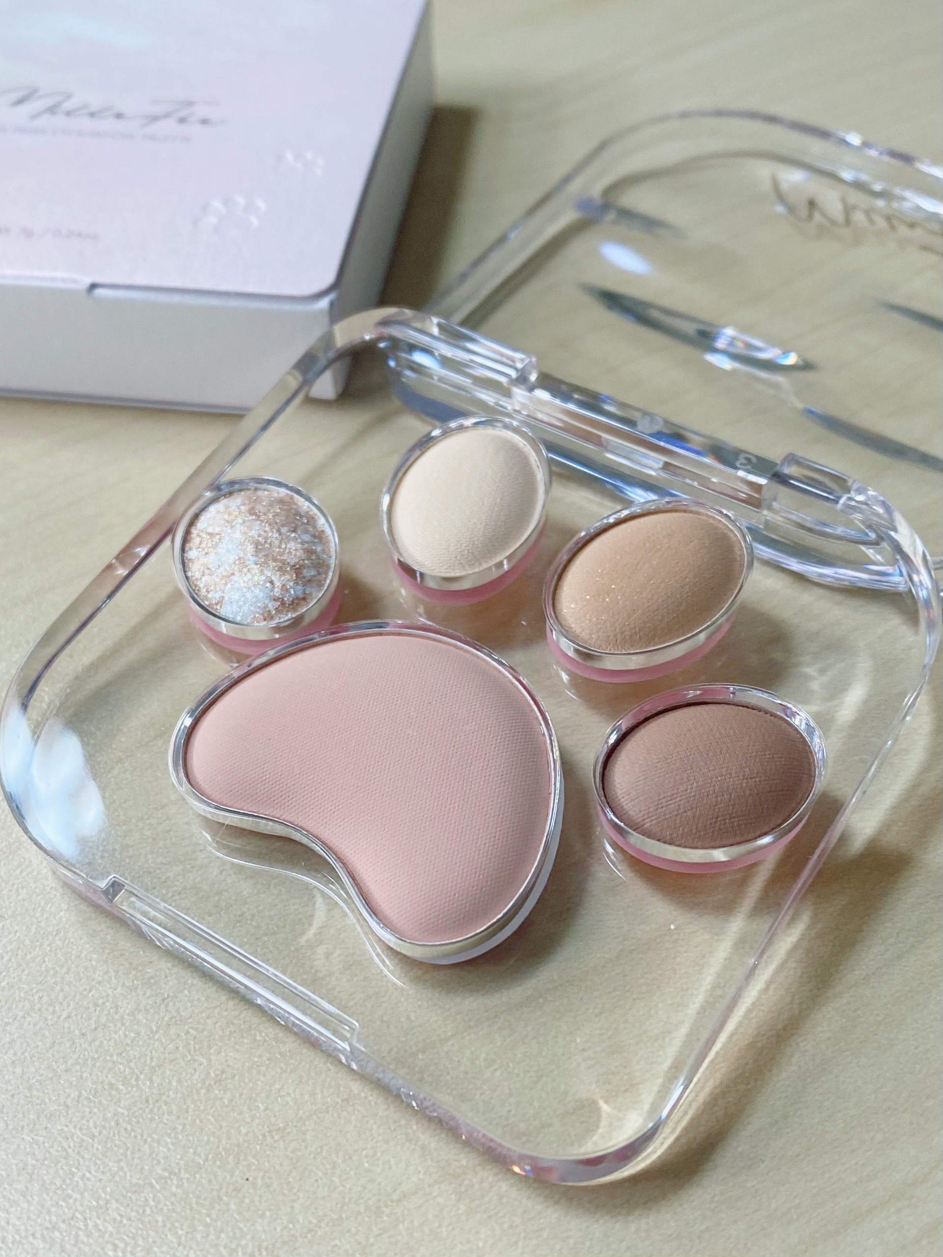 ミャオパウズアイシャドウパレット/MilleFée/アイシャドウパレットを使ったクチコミ（1枚目）