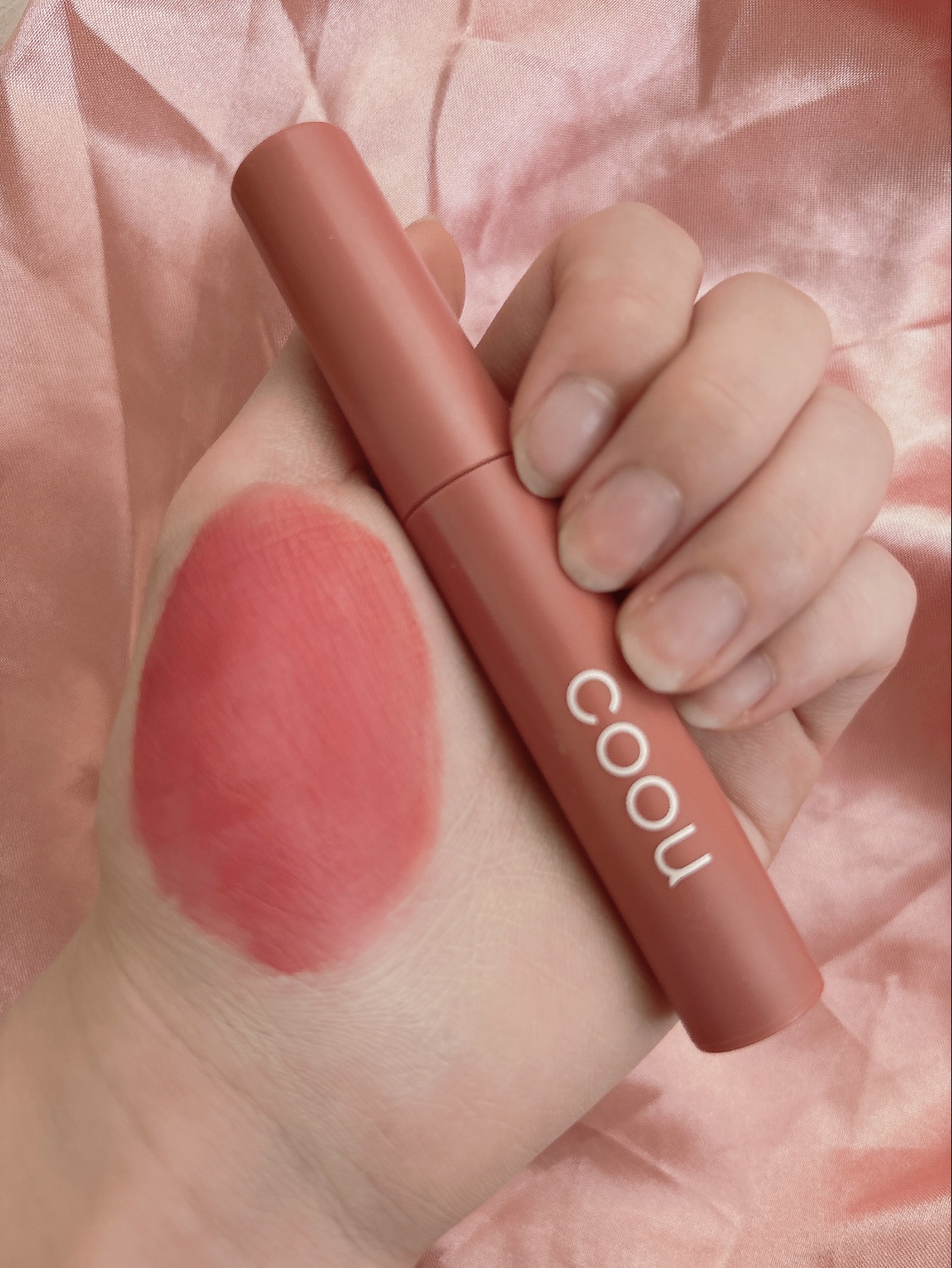 リキッドマットティント 02 ヌーディーピンク/coou/リップティントを使ったクチコミ（2枚目）