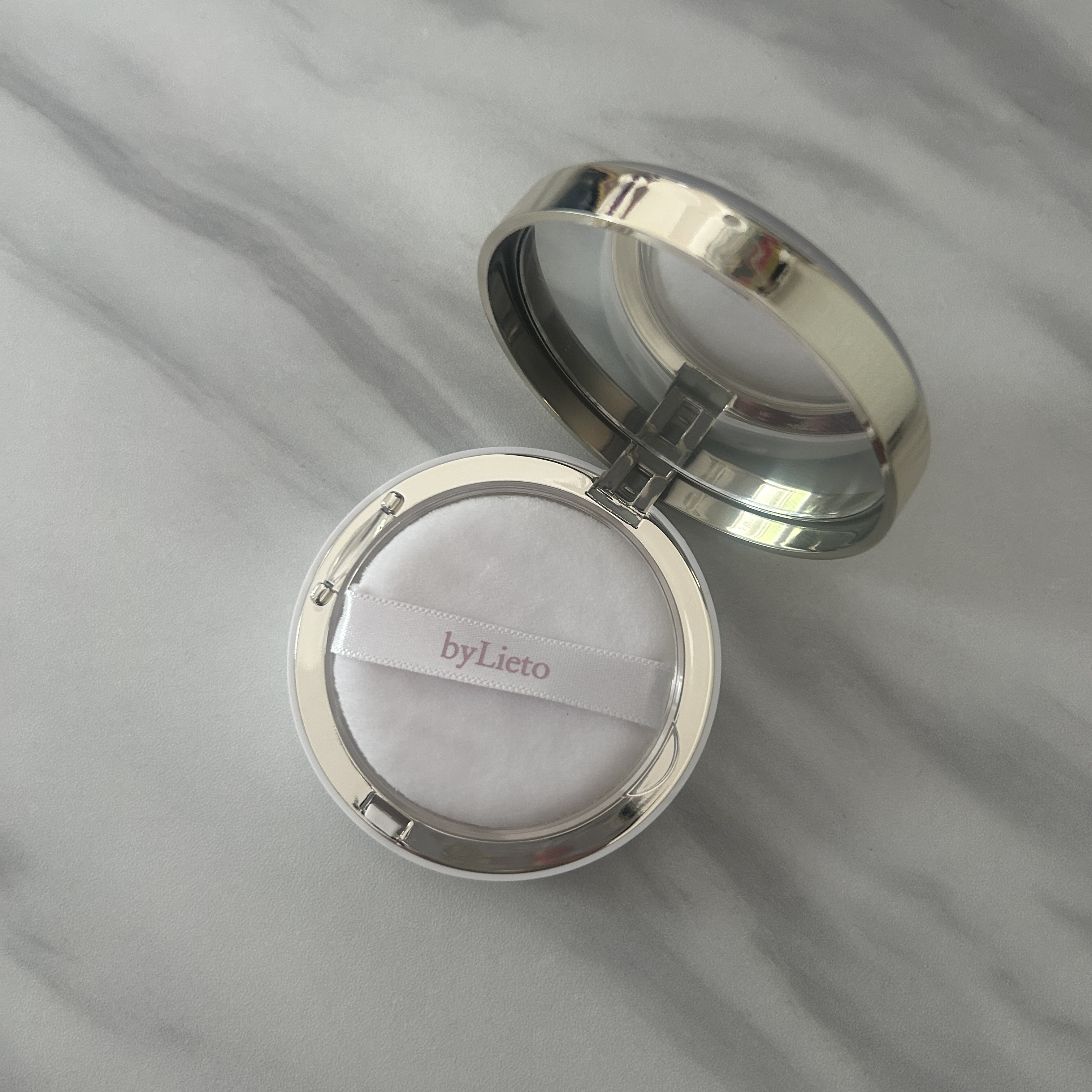 ハイドラセッティングパウダー/byLieto/プレストパウダーを使ったクチコミ（2枚目）