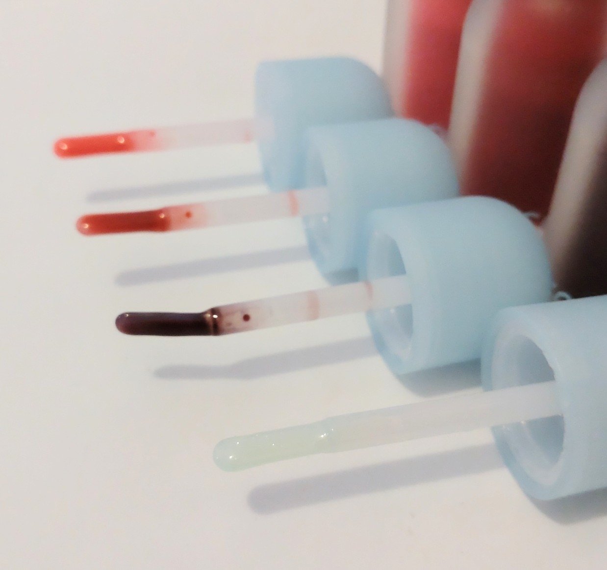 ジューシーベリープランピングリップオイル/TOCOBO/リップグロスを使ったクチコミ（3枚目）