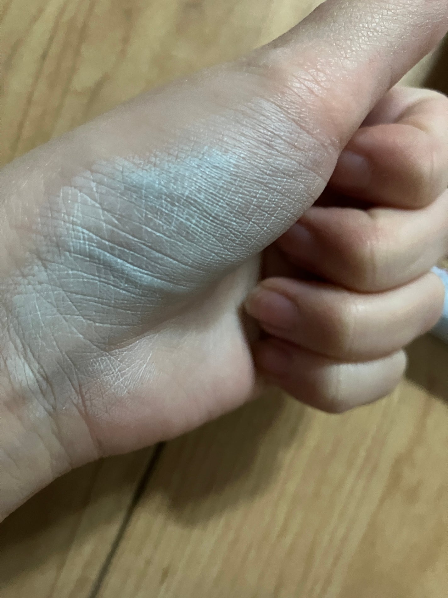 ジャスミン on LIPS 「ダイソー購入品キュンミーライトタッチコンシーラー03110円キ..」(3枚目)