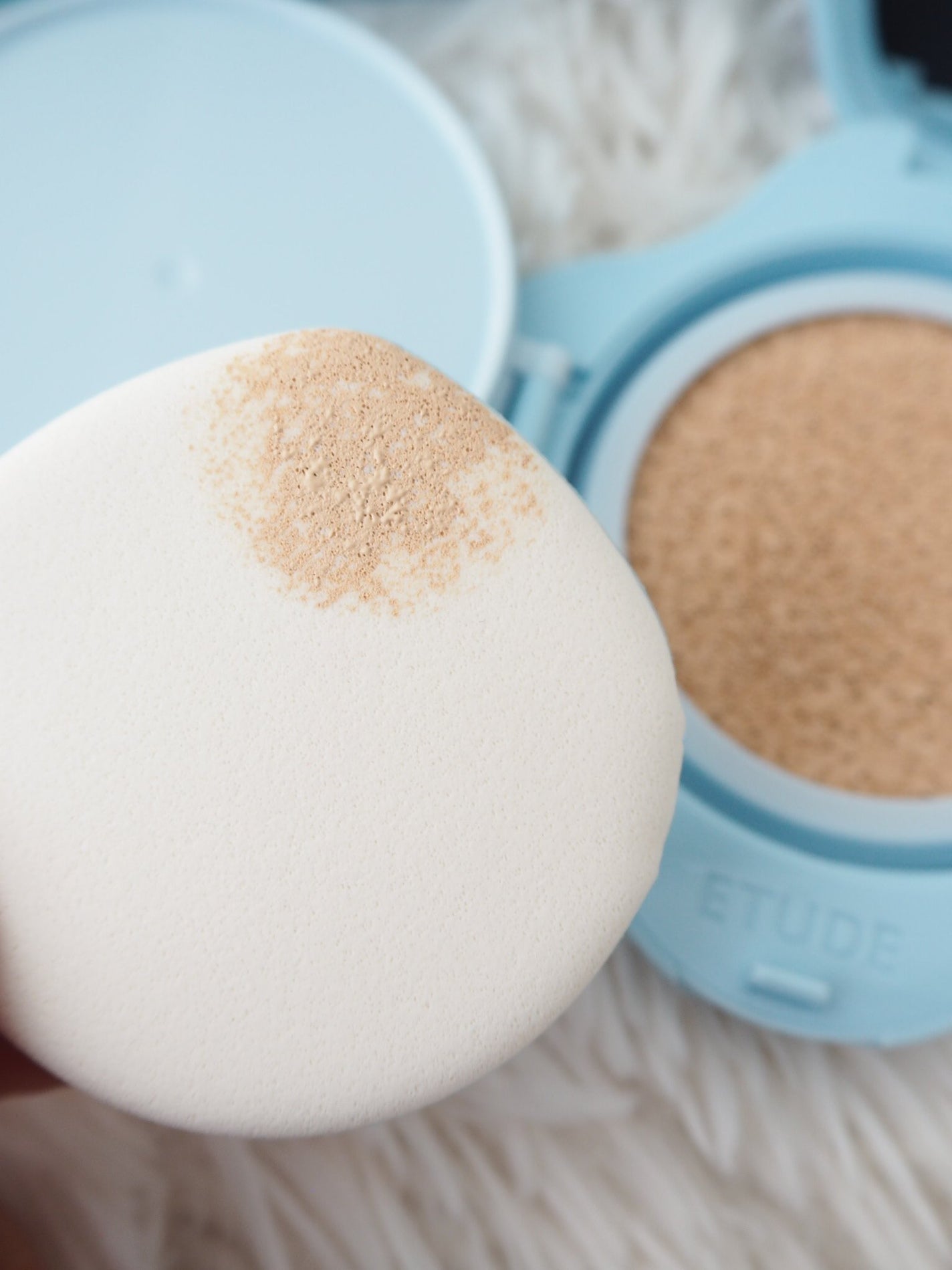 クラウドフィルタークッション/ETUDE/クッションファンデーションを使ったクチコミ(4枚目)