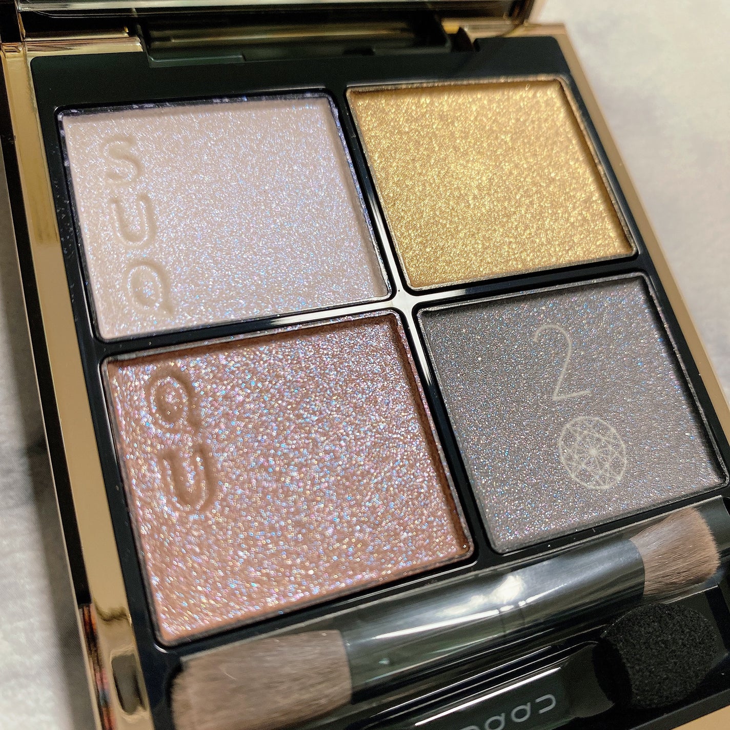 シグニチャー カラー アイズ/SUQQU/アイシャドウパレットを使ったクチコミ(5枚目)