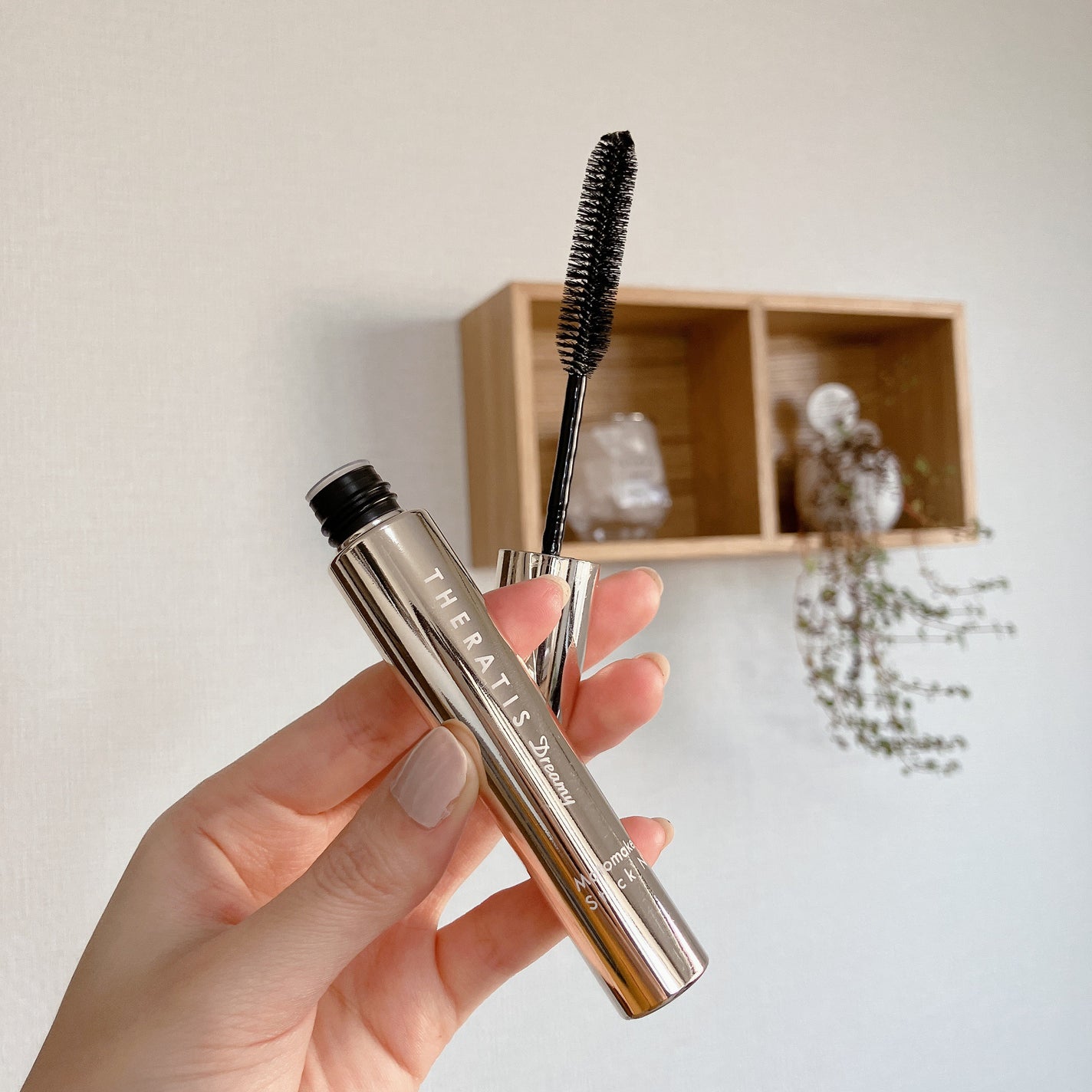 ドリーミー マトメイク スティック ナチュラル/THERATIS/ヘアジェルを使ったクチコミ(1枚目)