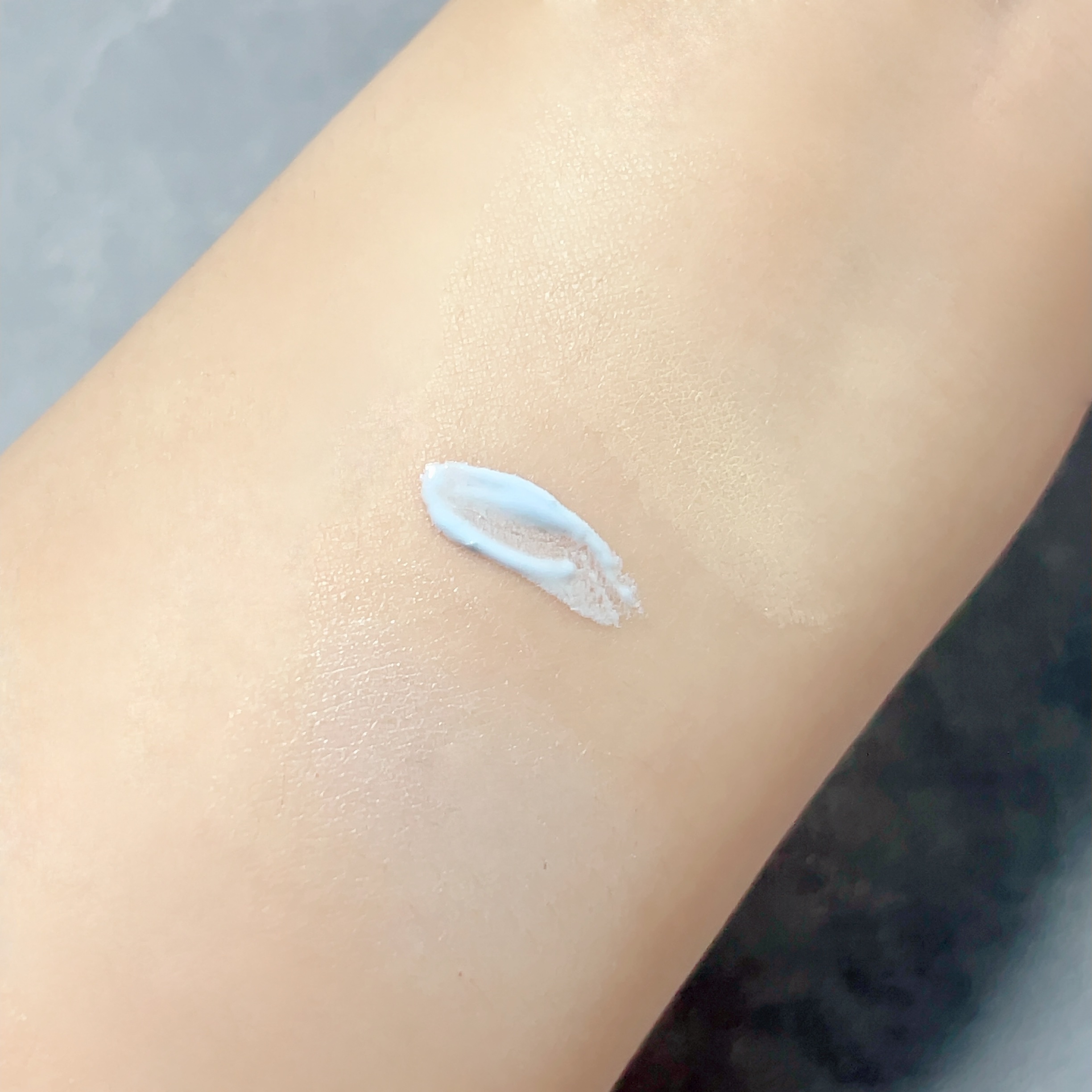 ブライトカラーシーラー/CEZANNE/コンシーラーを使ったクチコミ（2枚目）