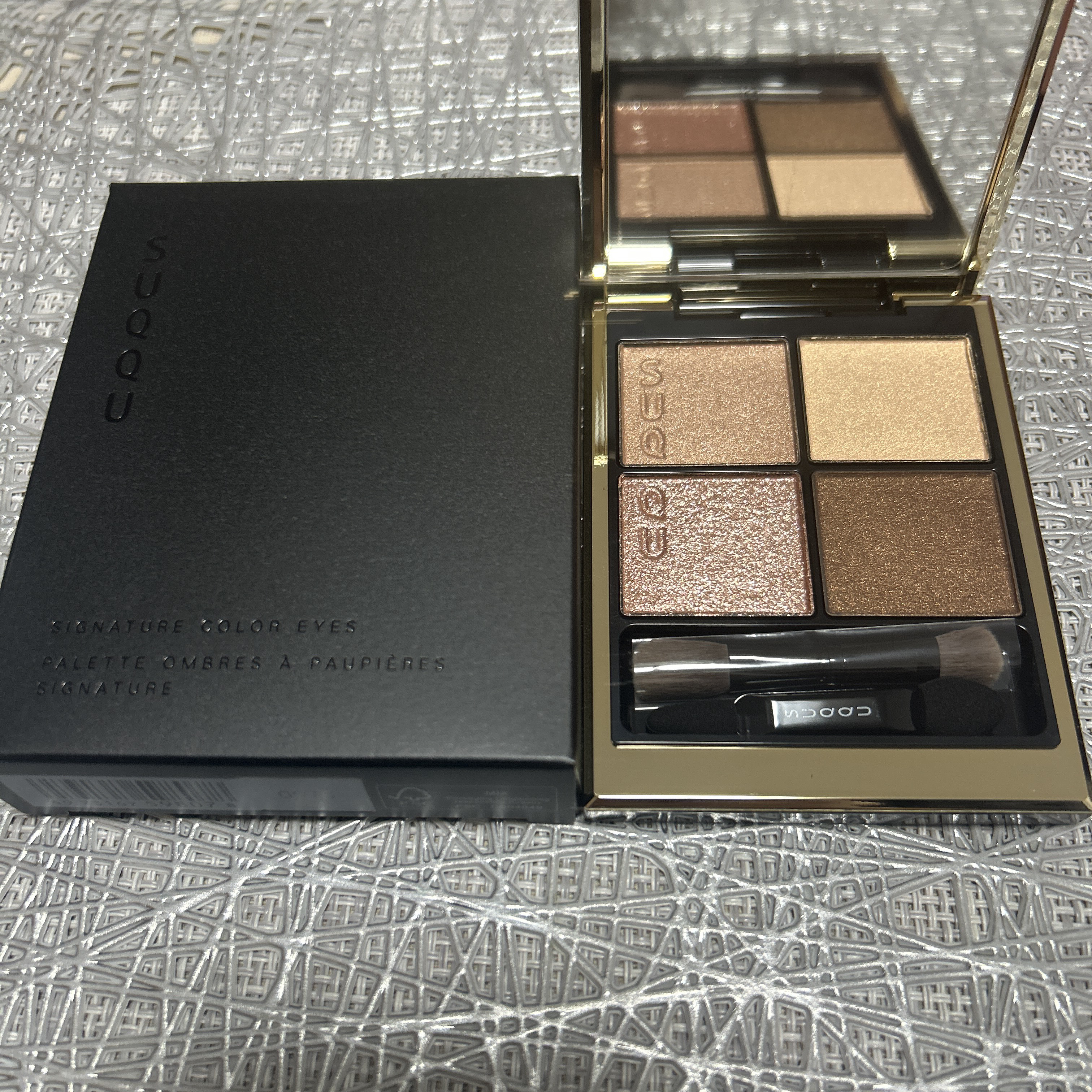 シグニチャー カラー アイズ/SUQQU/アイシャドウパレットを使ったクチコミ（2枚目）