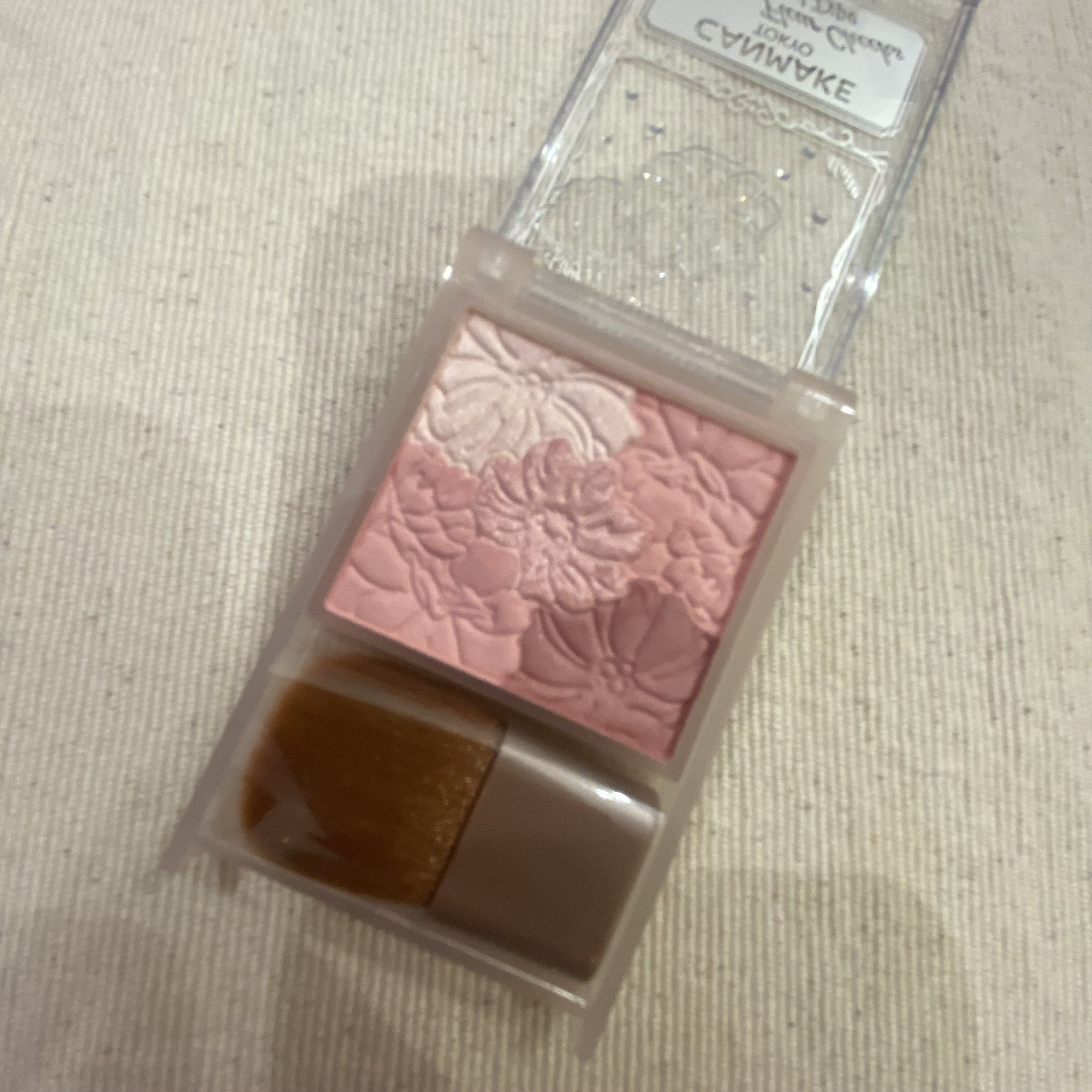 グロウフルールチークス（ブレンドタイプ） B02 ローズバレリーナ/キャンメイク/パウダーチークを使ったクチコミ（2枚目）