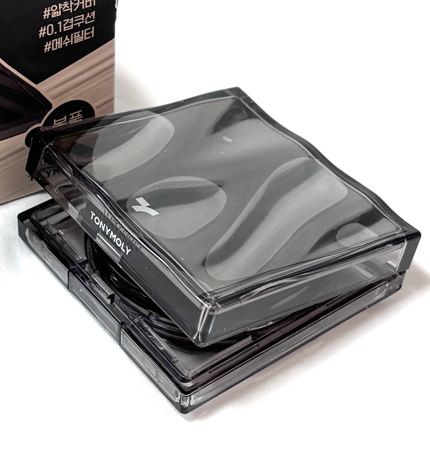 スキントーンフィクシングカバークッション/TONYMOLY/クッションファンデーションを使ったクチコミ（3枚目）