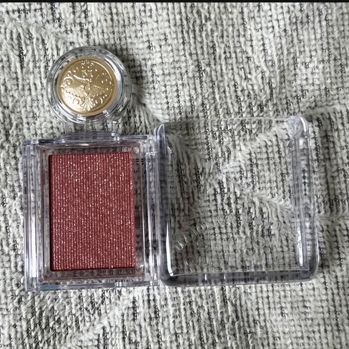 シャドーカスタマイズ/MAJOLICA MAJORCA/単色アイシャドウを使ったクチコミ（2枚目）