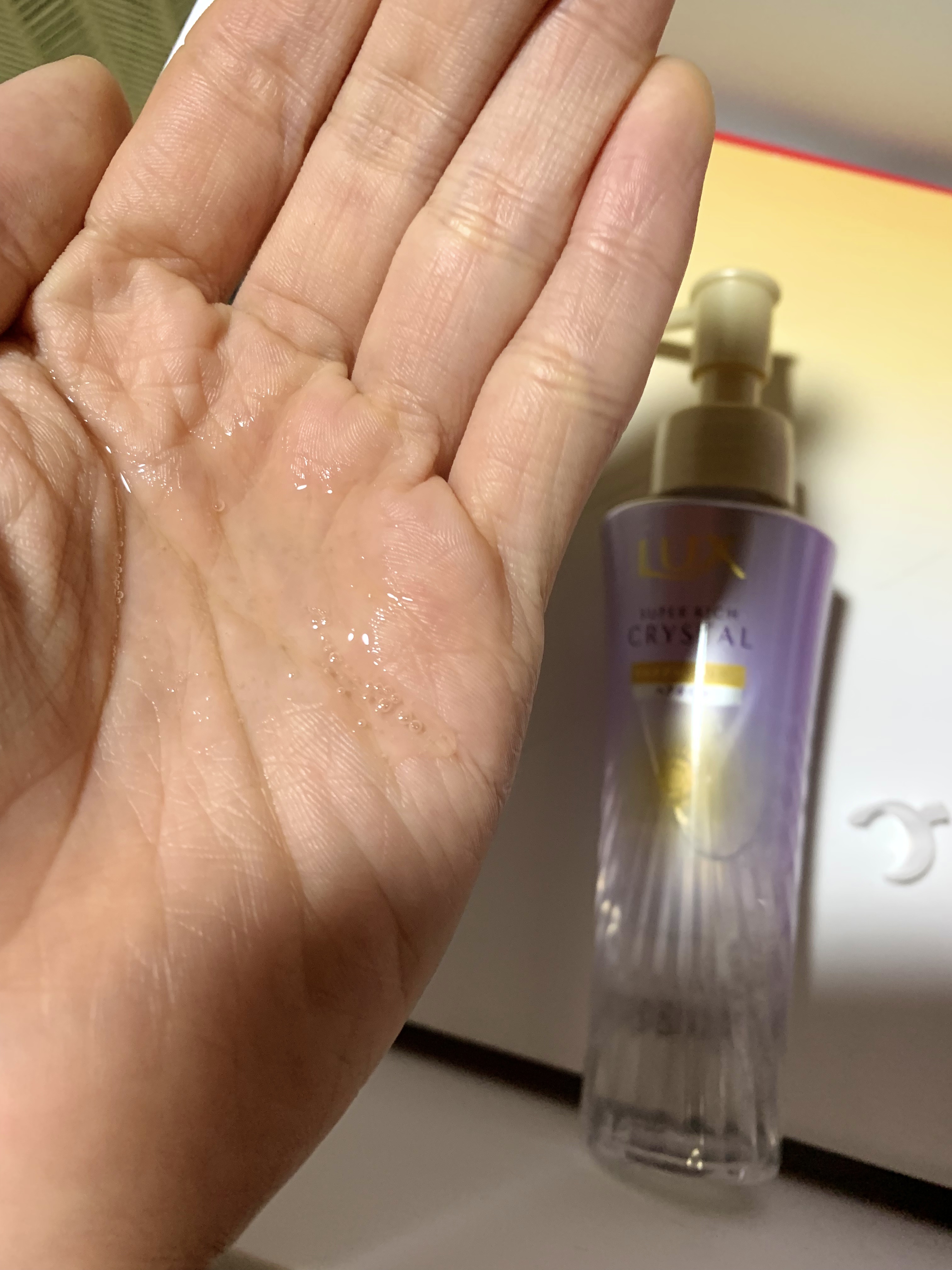 ラックス スーパーリッチクリスタル マルチダメージリペア ヘアオイル/LUX/ヘアオイルを使ったクチコミ（3枚目）