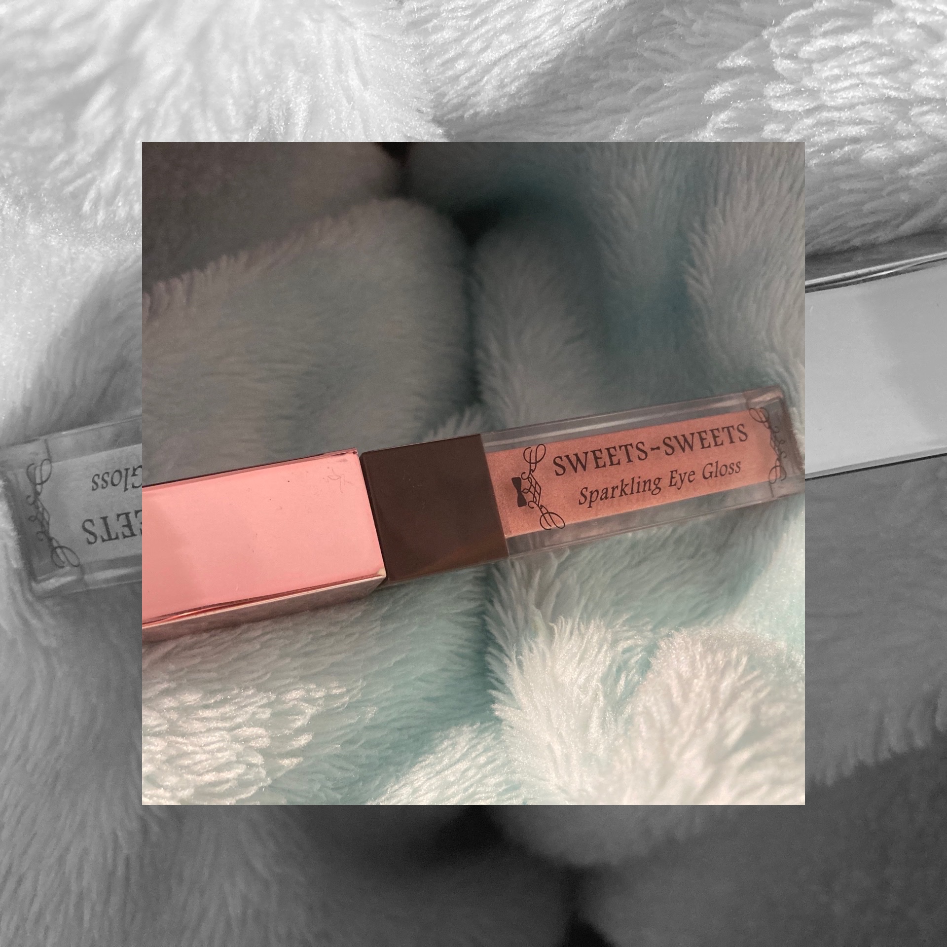 スパークリングアイグロス/スウィーツ スウィーツ/リキッドアイシャドウを使ったクチコミ（1枚目）