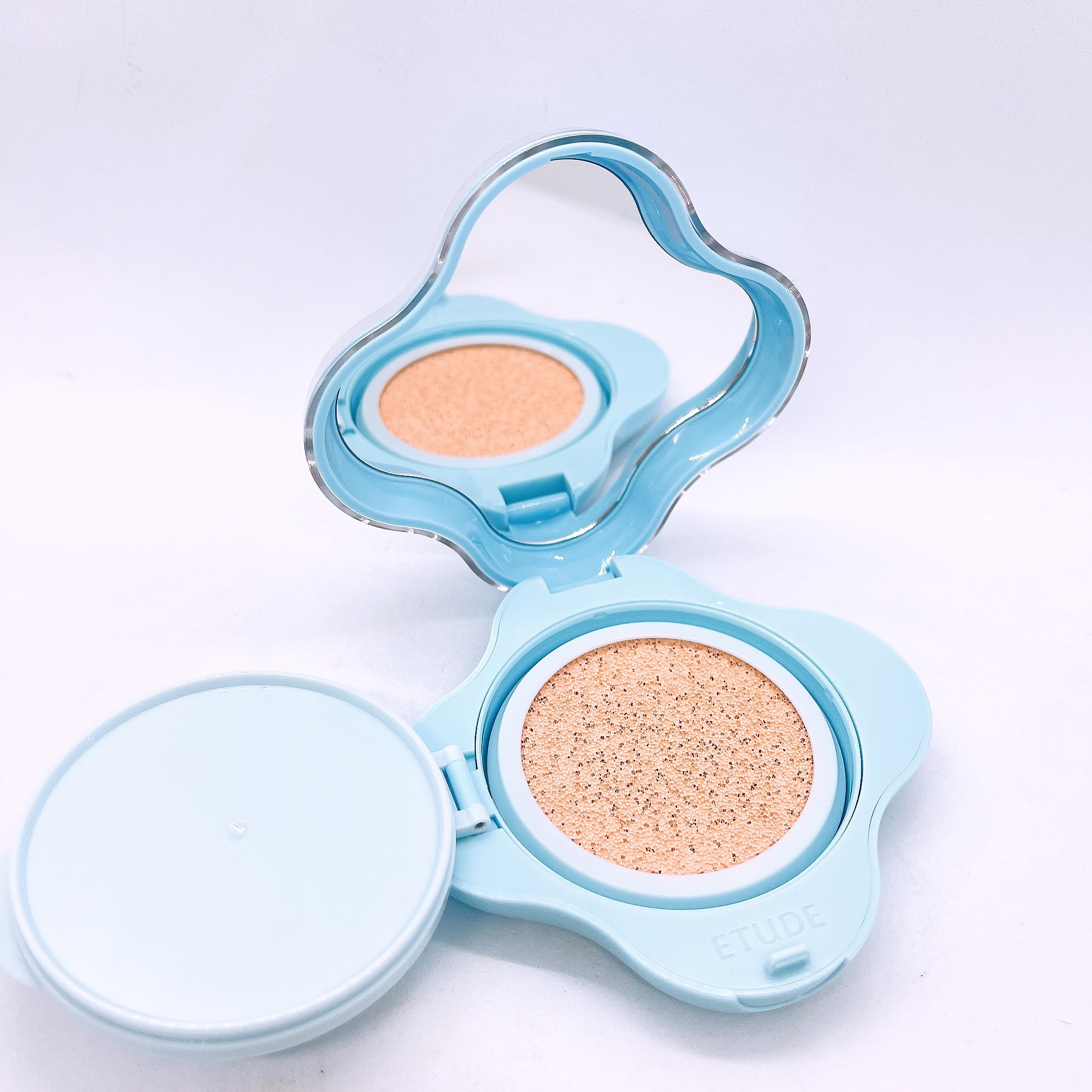 クラウドフィルタークッション/ETUDE/クッションファンデーションを使ったクチコミ（3枚目）