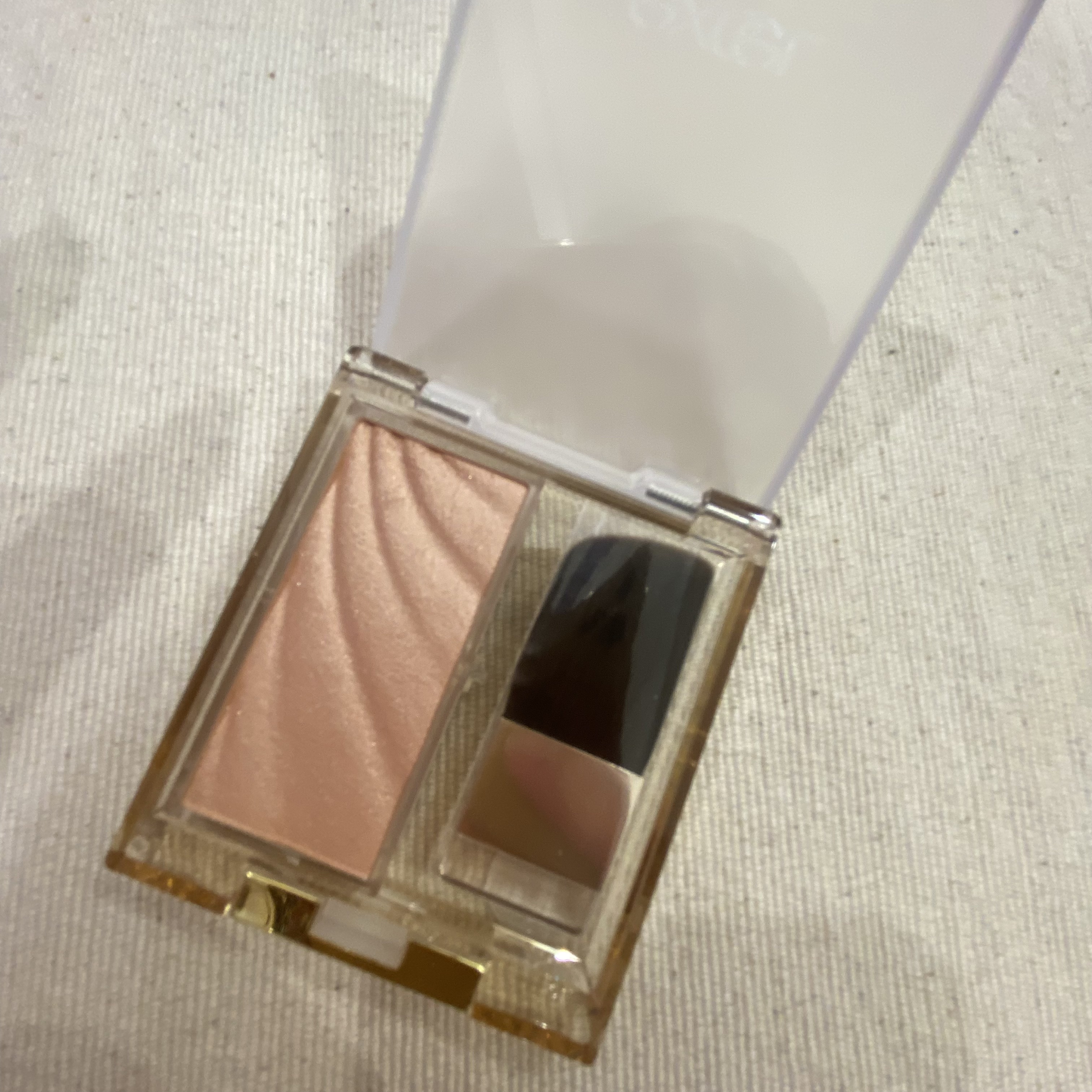 ドレープド シマーグロウ/excel/パウダーハイライトを使ったクチコミ（2枚目）