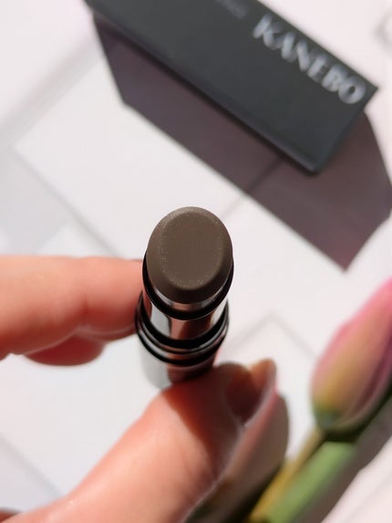 シャドウオンフェース/KANEBO/シェーディングを使ったクチコミ(2枚目)