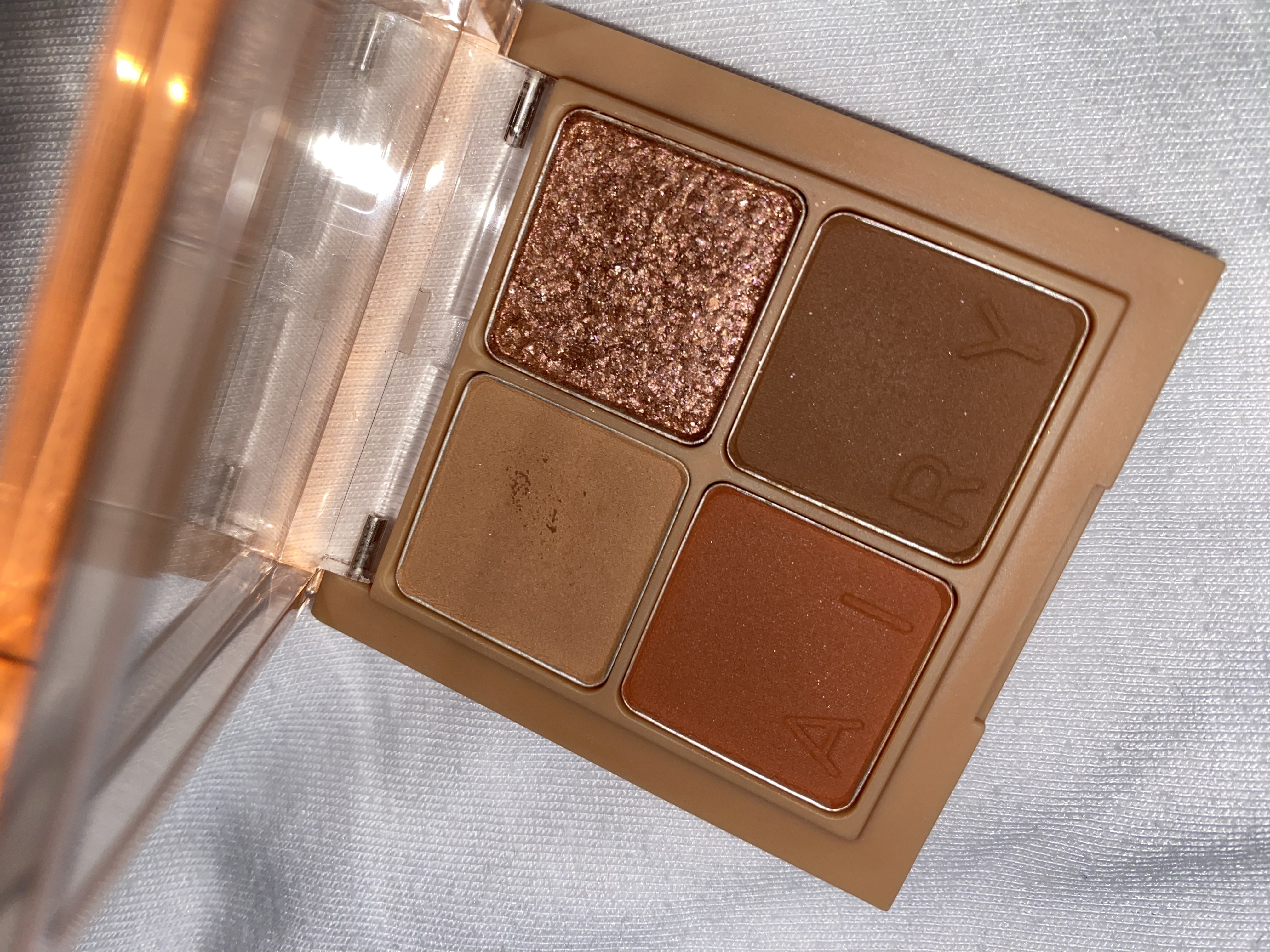 エアリー アイパレット/innisfree/アイシャドウパレットを使ったクチコミ（1枚目）