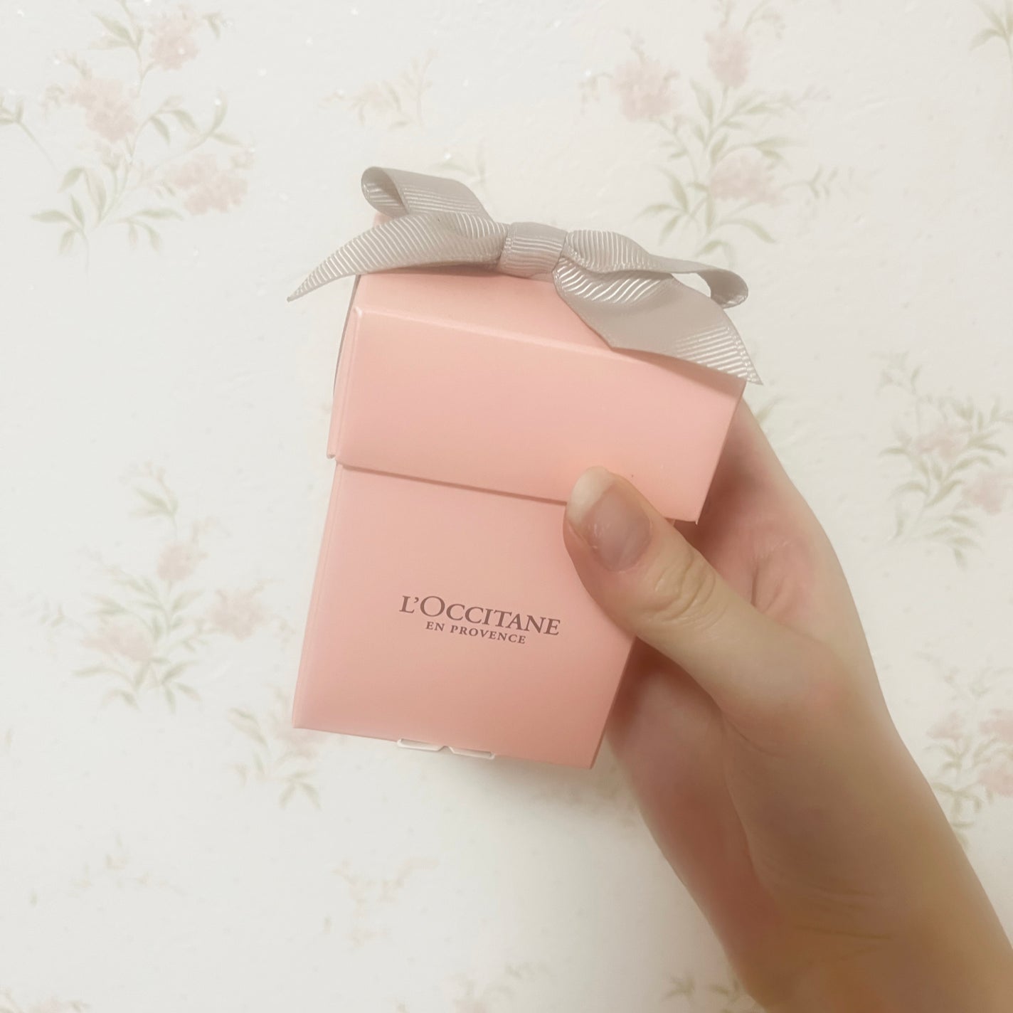 ハンドクリーム GIFT WITH HAPPINESS/L'OCCITANE/その他キットセットを使ったクチコミ(1枚目)