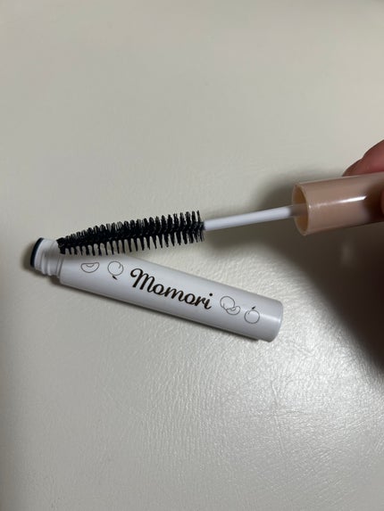 モモリ 塗るだけ整うヘアキープブラシのクチコミ「モモリのマスカラタイプのアホ毛直しマスカラ🍀*゜
1,000円以下で買えたので買いました☺️
.....」(2枚目)