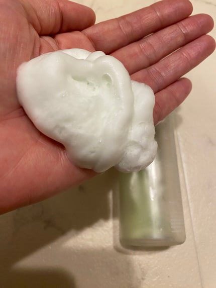 ザリアルノニアクネバブルクレンザー/celimax/泡洗顔を使ったクチコミ(2枚目)