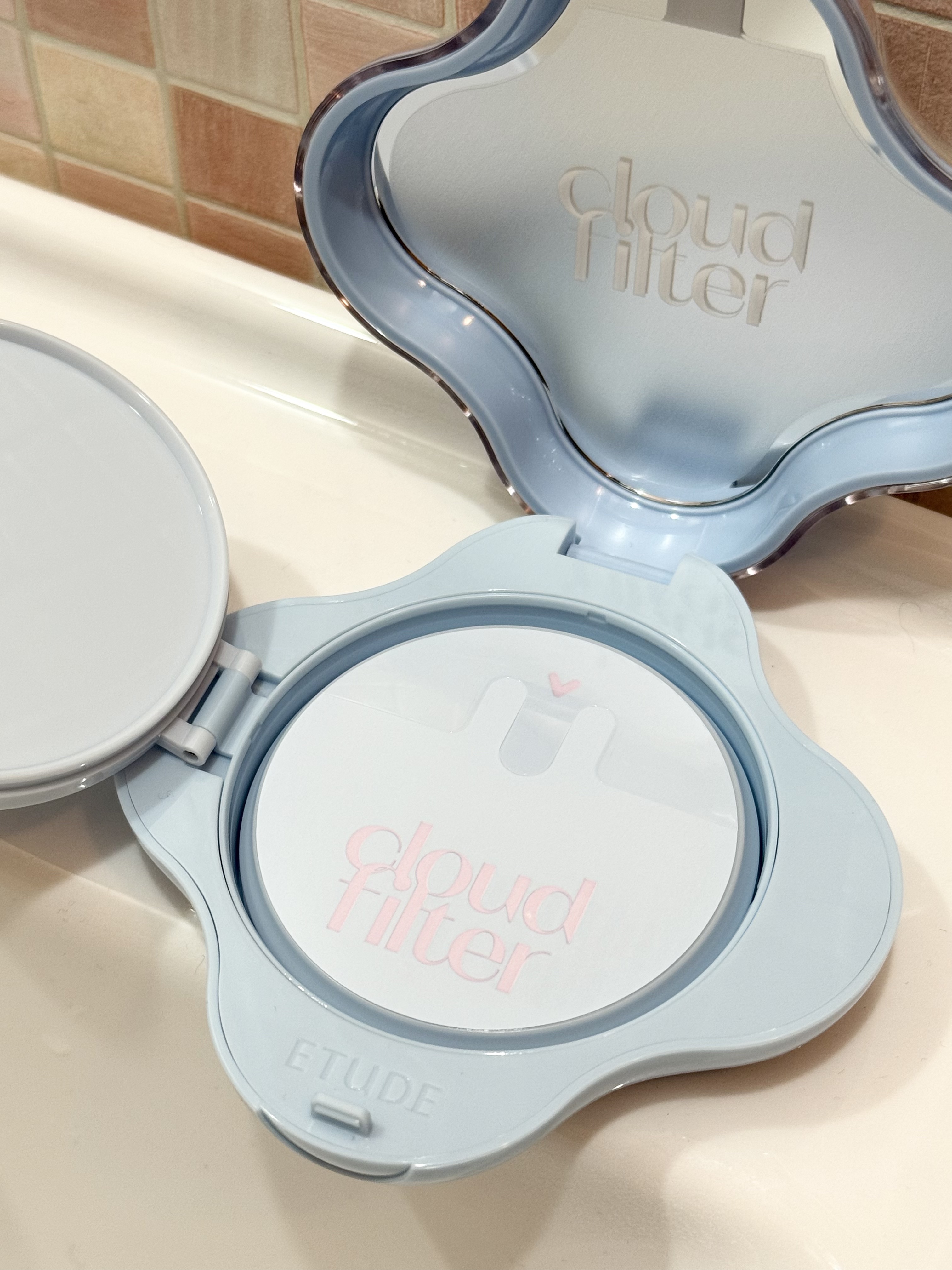 クラウドフィルタークッション/ETUDE/クッションファンデーションを使ったクチコミ（3枚目）