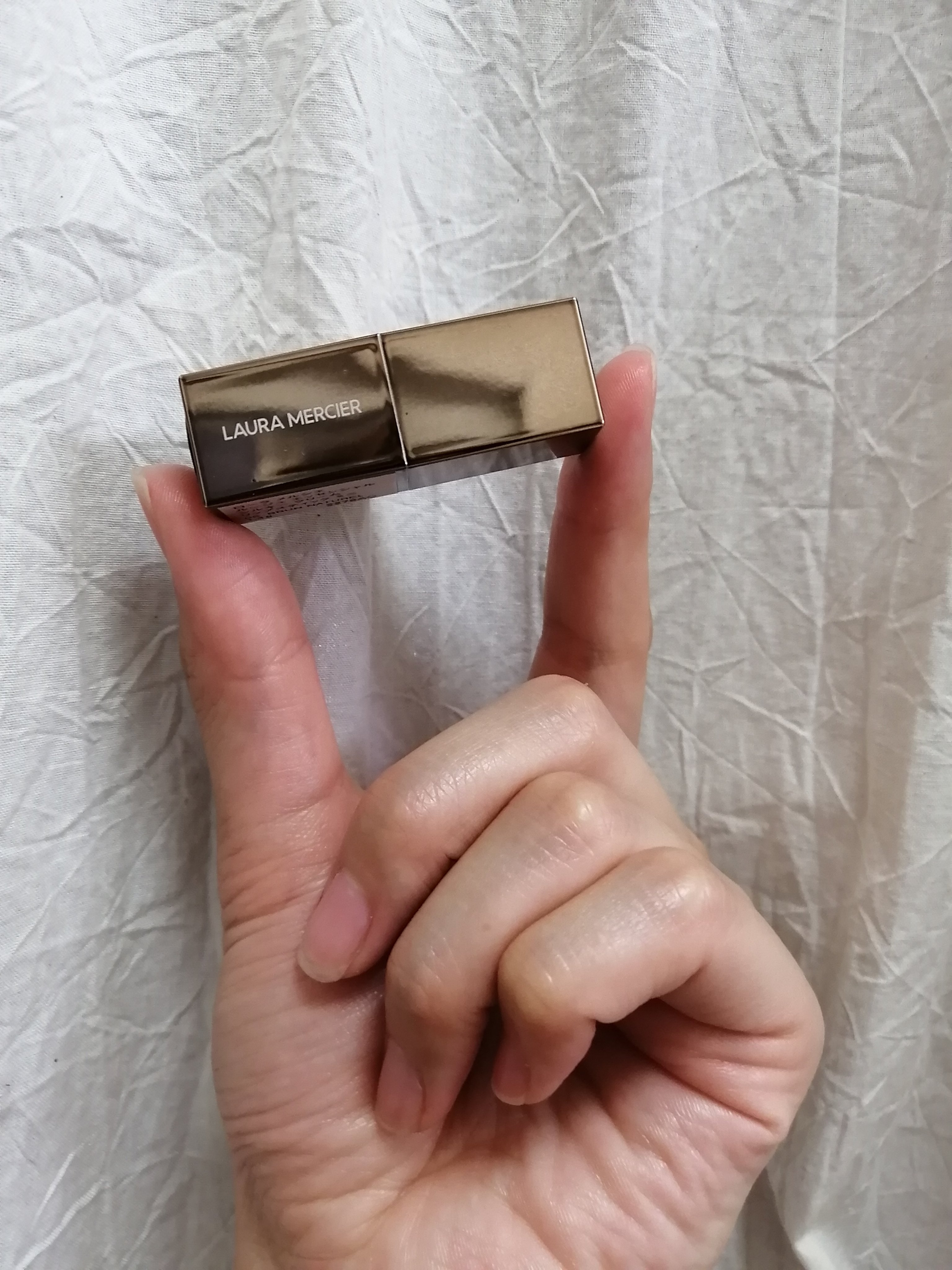 ルージュ エッセンシャル シルキー クリーム リップスティック/ローラ メルシエ/口紅を使ったクチコミ（3枚目）