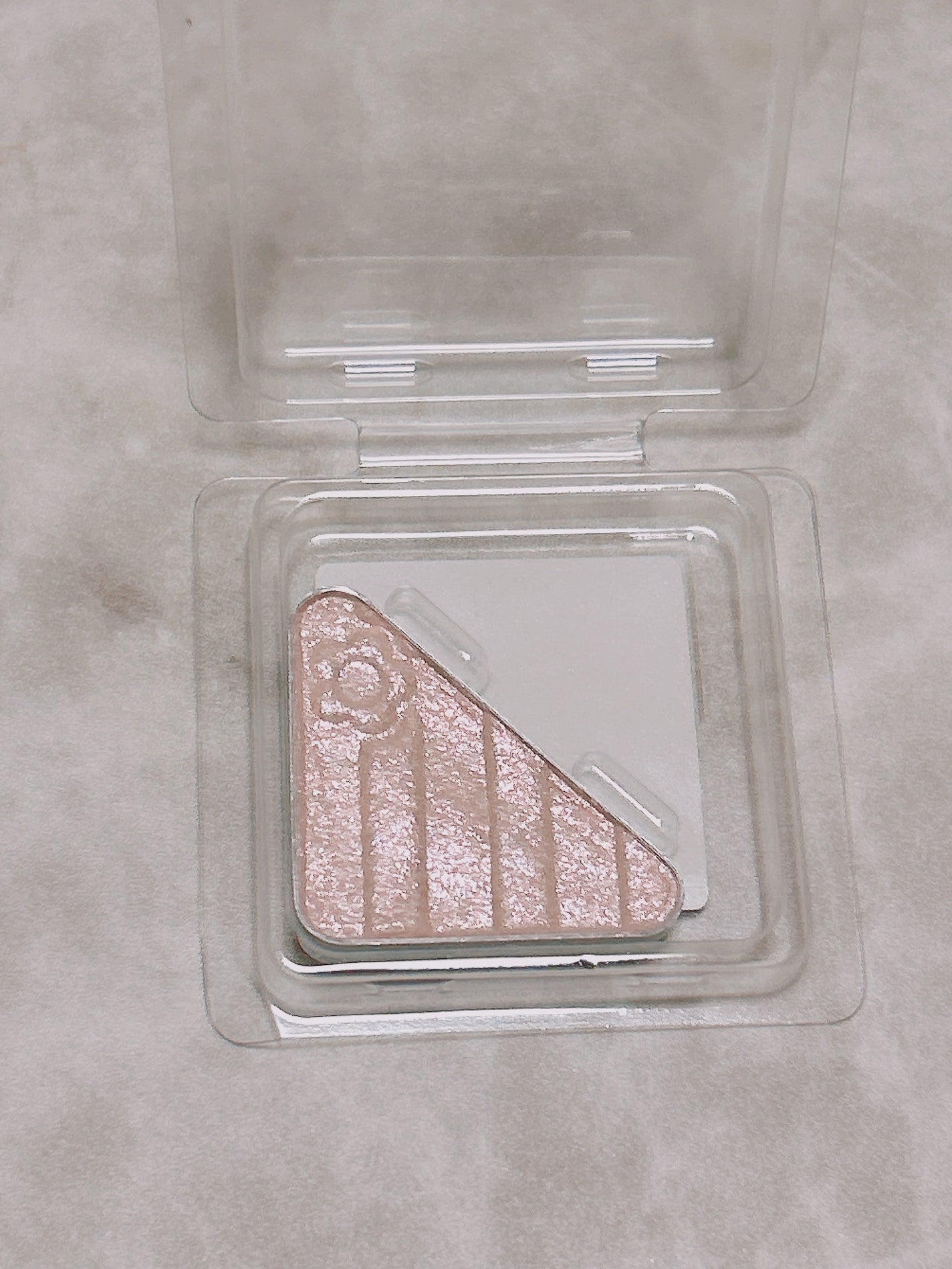 ãããã¿ ð^. Ì« .^ð on LIPS ãð©·ãã£ãšäŒŒãè²ãæ¢ããŠãŸããããåºèŠãããŠããŸã#ãšã¬ã¬ã³ã¹#..ãïŒ3æç®ïŒ