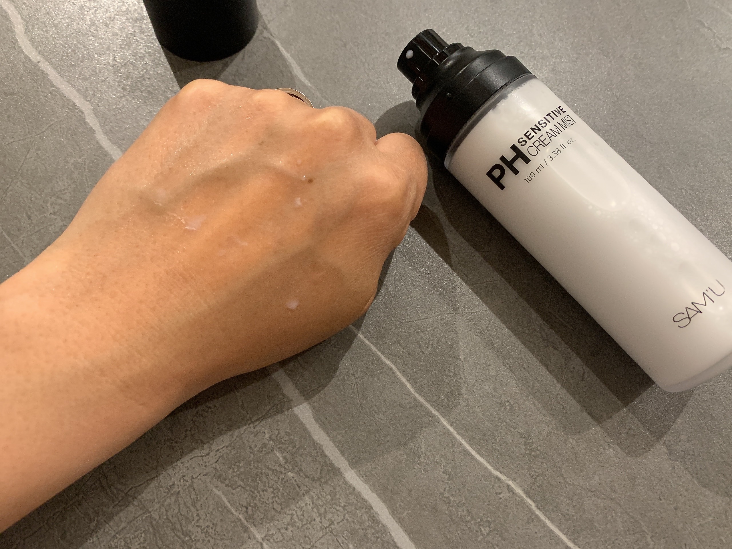 PHセンシティブクリームミスト/SAM'U/ミスト状化粧水を使ったクチコミ（2枚目）