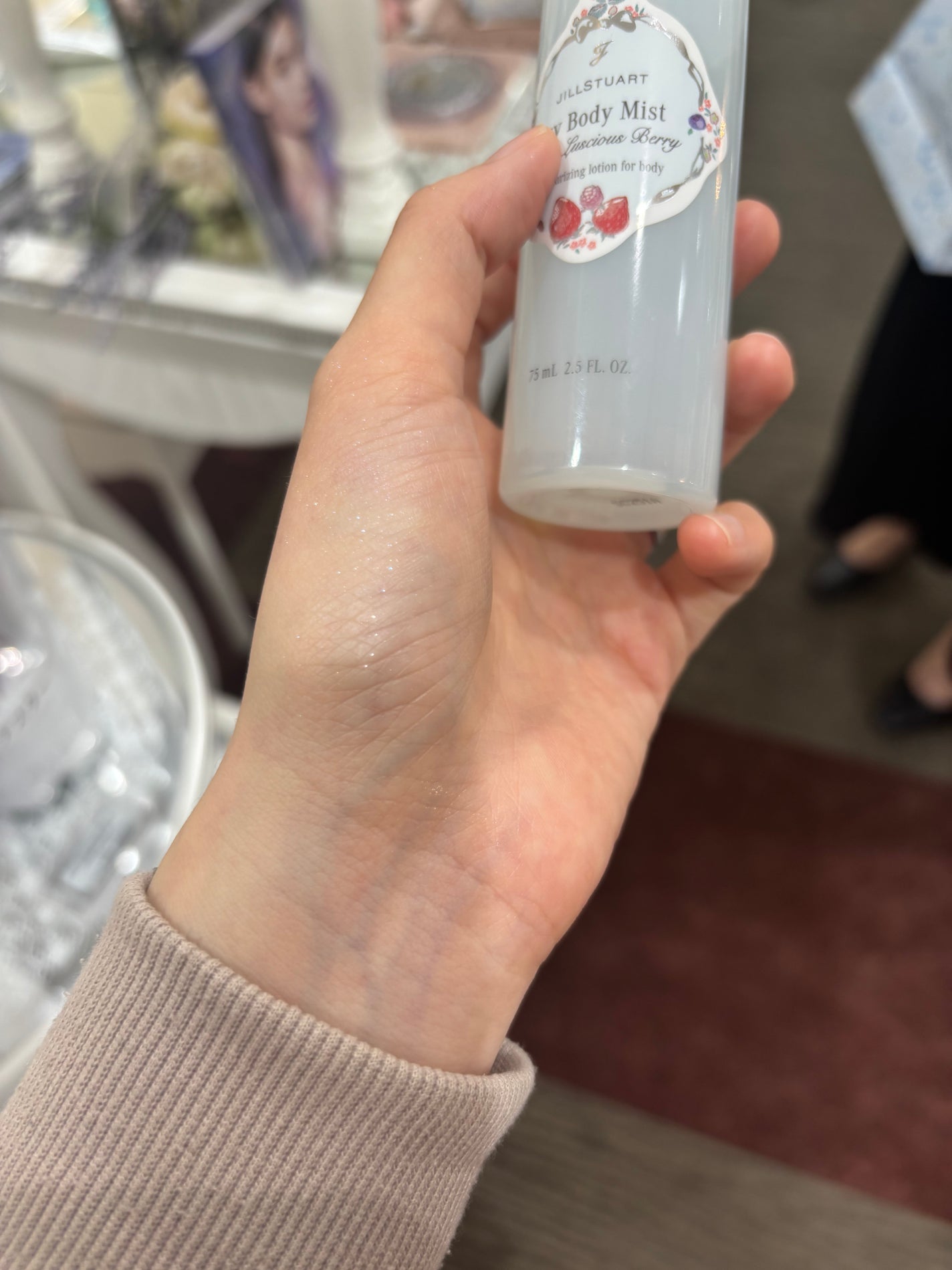 ジルスチュアート ミンティラシャスベリー アイシーヘッドシャワー/JILL STUART/頭皮トリートメントを使ったクチコミ(6枚目)