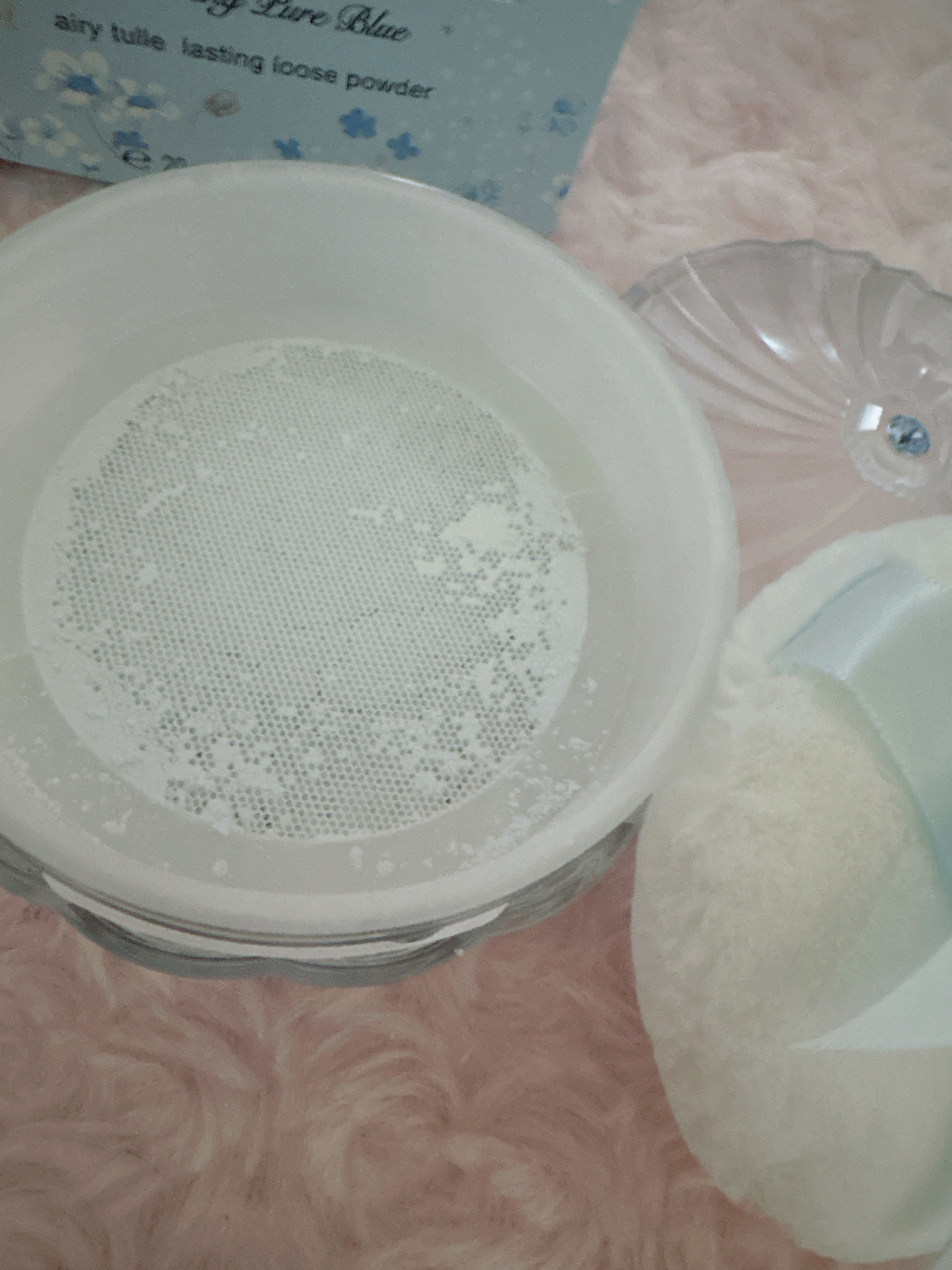 ジルスチュアート サムシングピュアブルー エアリーチュール ラスティングルースパウダー /JILL STUART/ルースパウダーを使ったクチコミ（3枚目）