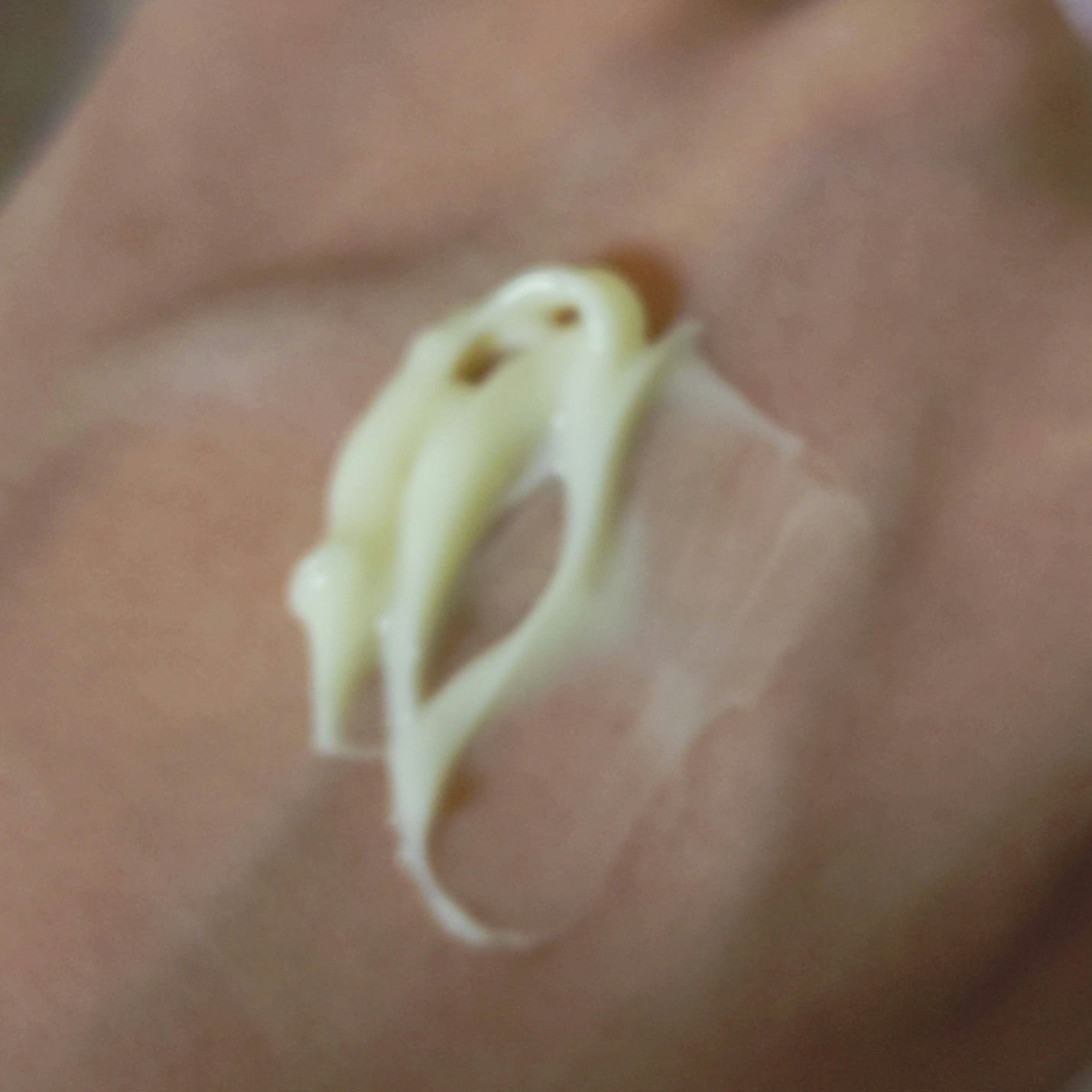 レチノール エキスパート0.1%/IOPE/美容液を使ったクチコミ（3枚目）