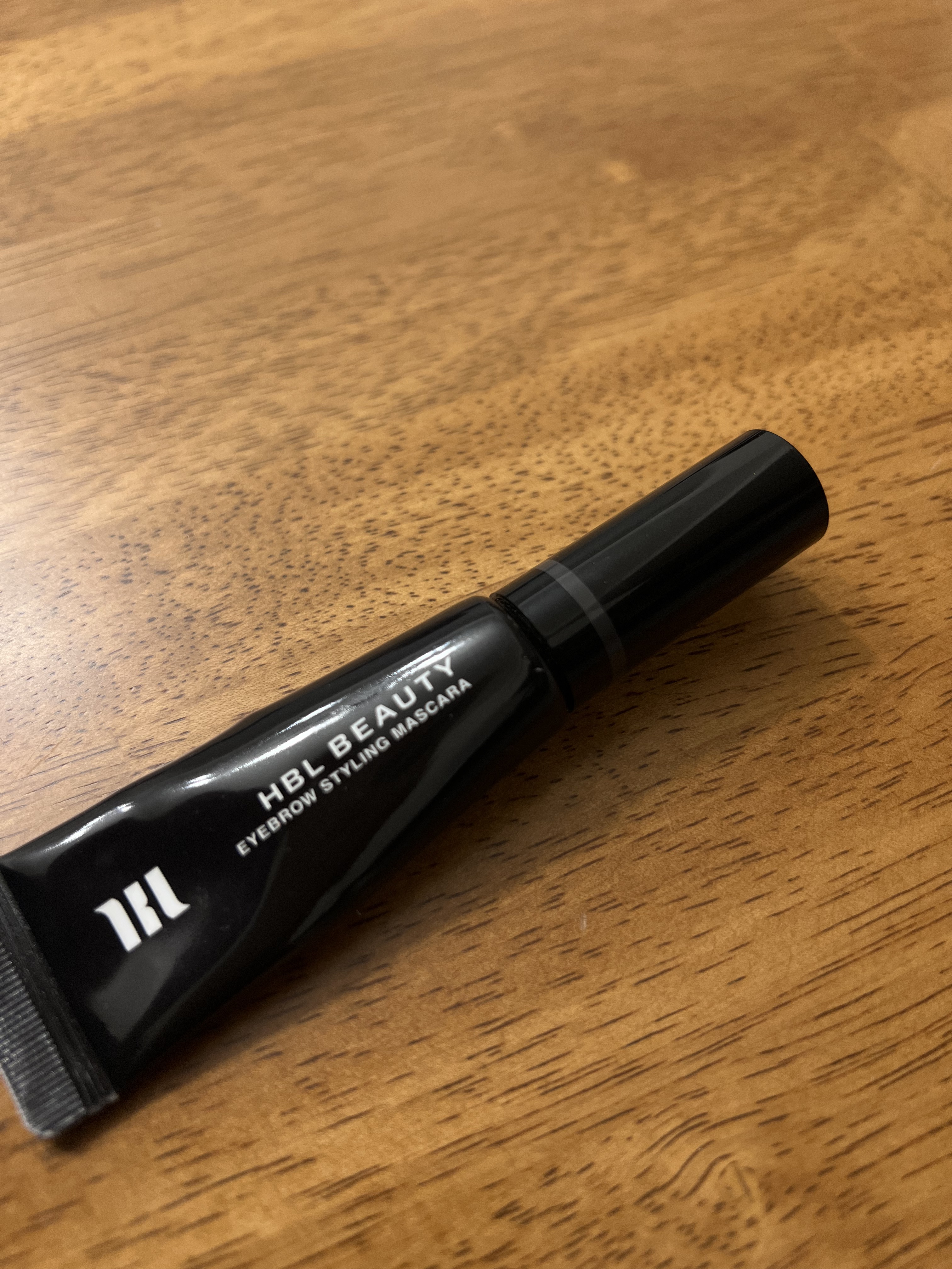 HBL アイブロウ スタイリングマスカラ 02 クリアブラック/HBL BEAUTY/眉マスカラを使ったクチコミ（1枚目）