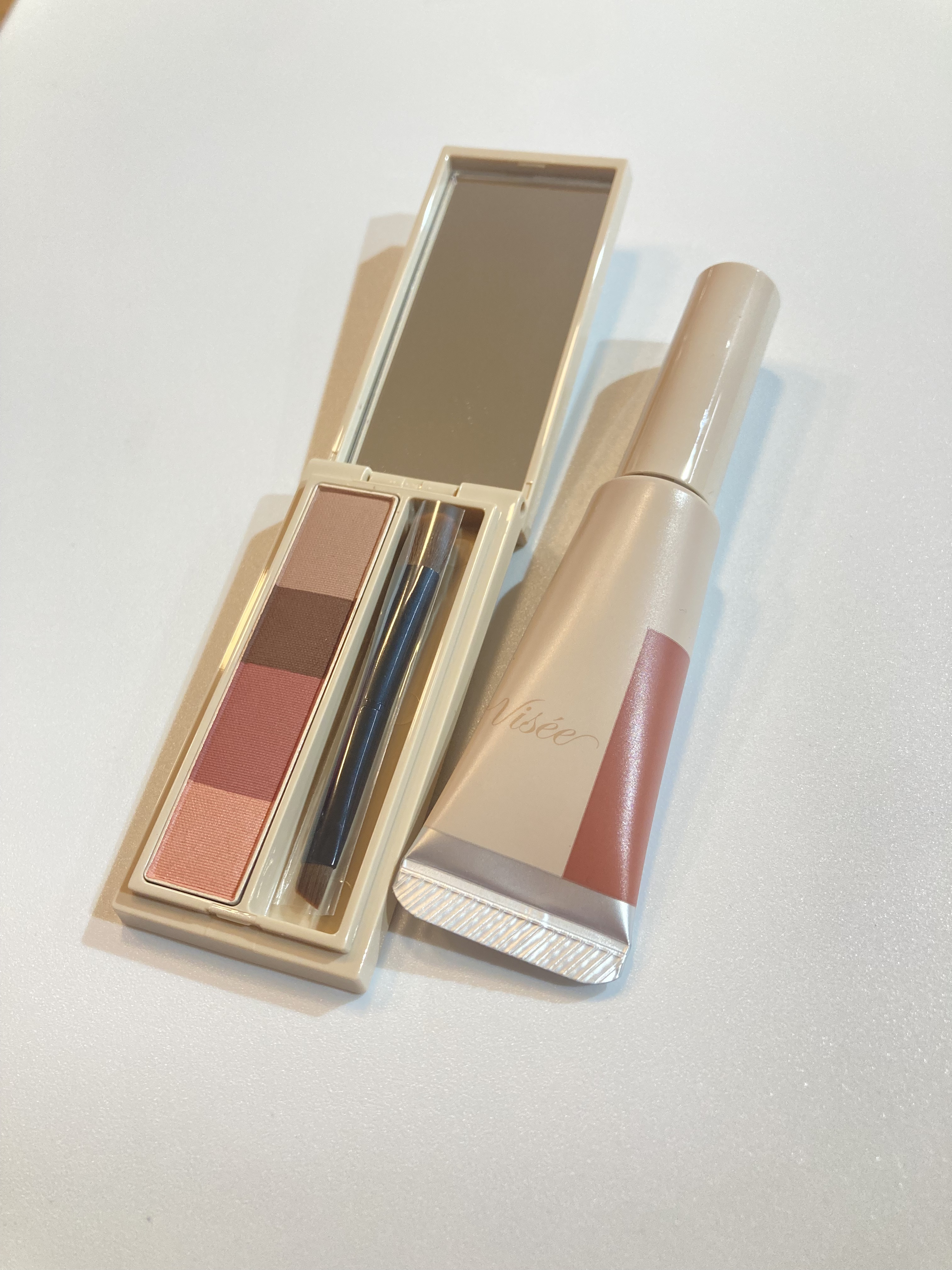 フラッフデザイン アイブロウカラー/Visée/眉マスカラを使ったクチコミ（1枚目）