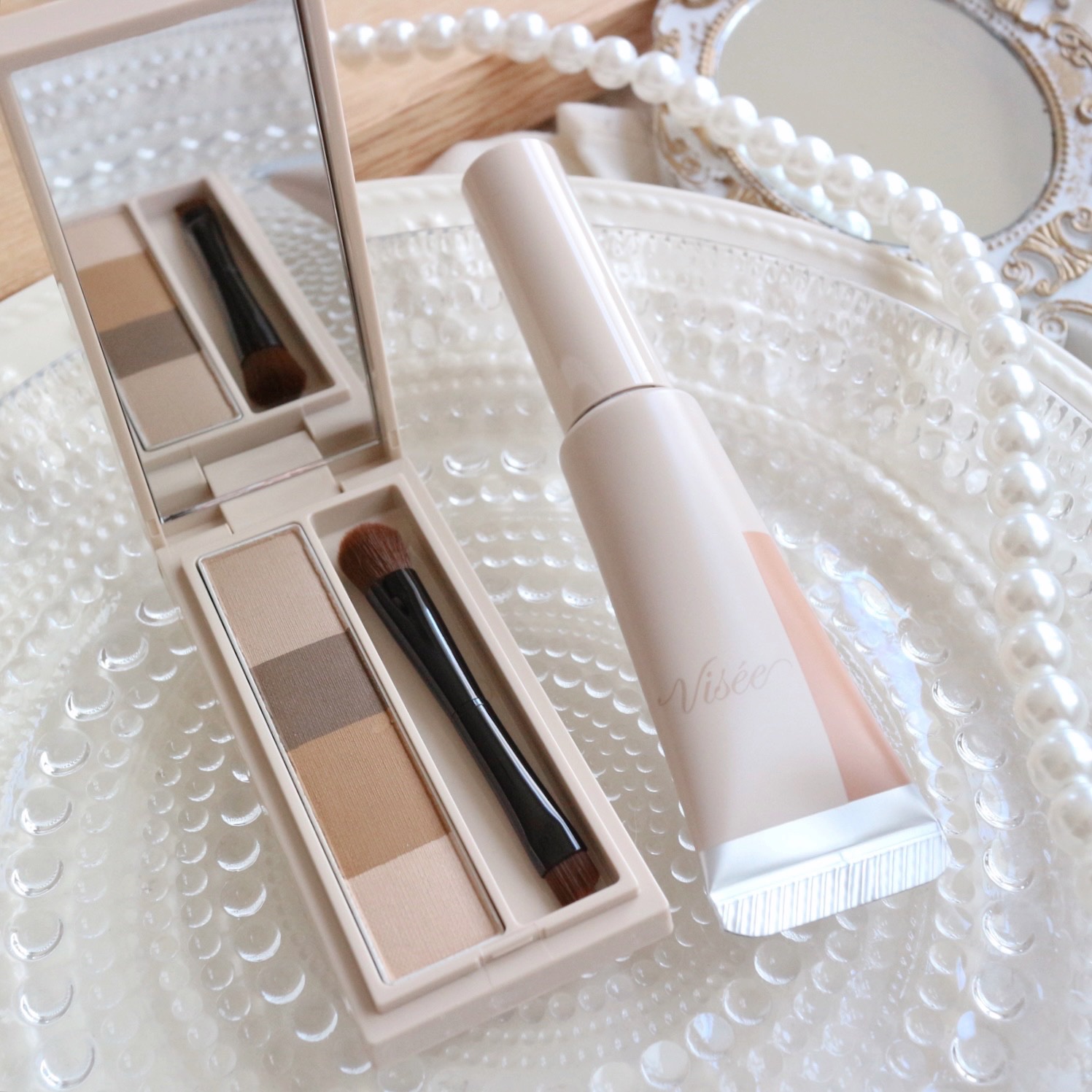 フラッフデザイン アイブロウパウダー BR-1 ライトブラウン/Visée/パウダーアイブロウを使ったクチコミ（1枚目）