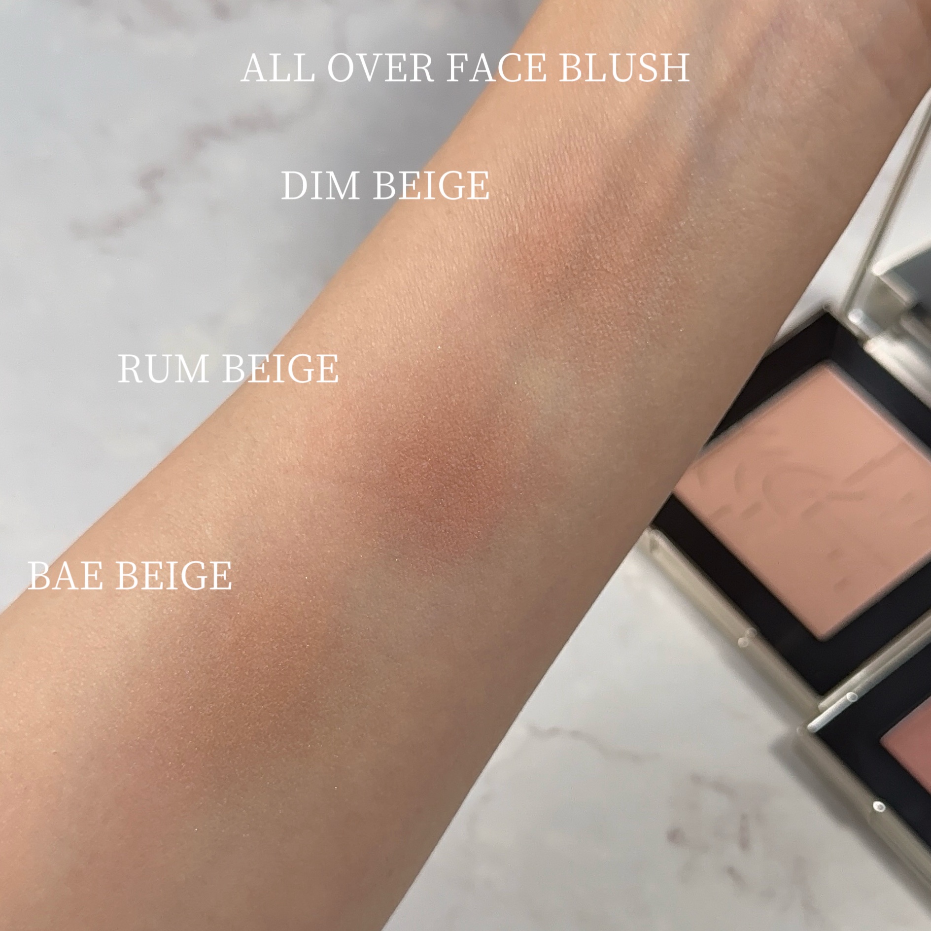 オールオーバーフェイスブラッシュ/TWO SLASH FOUR/パウダーチークを使ったクチコミ（3枚目）