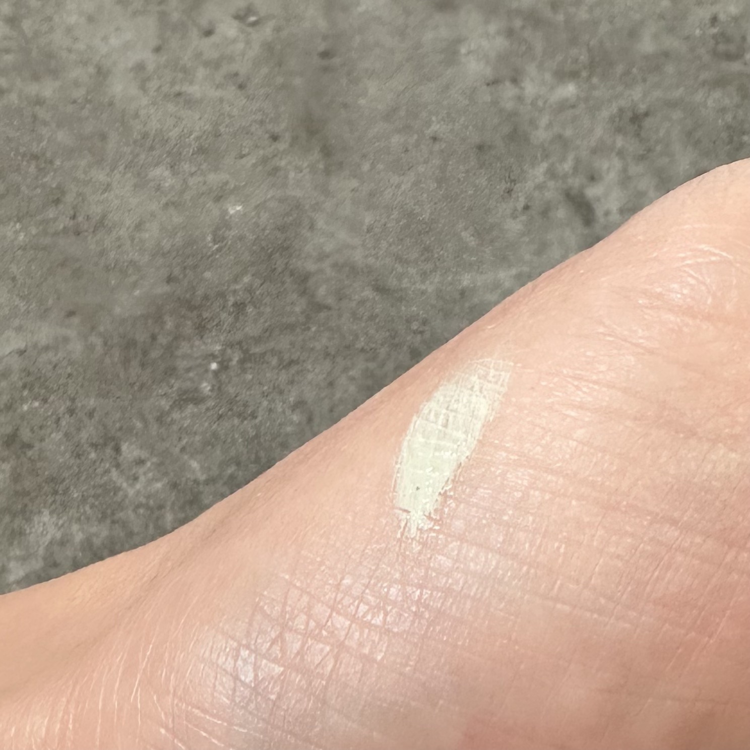 デザイニングカラーリクイド/KANEBO/リキッドコンシーラーを使ったクチコミ（3枚目）