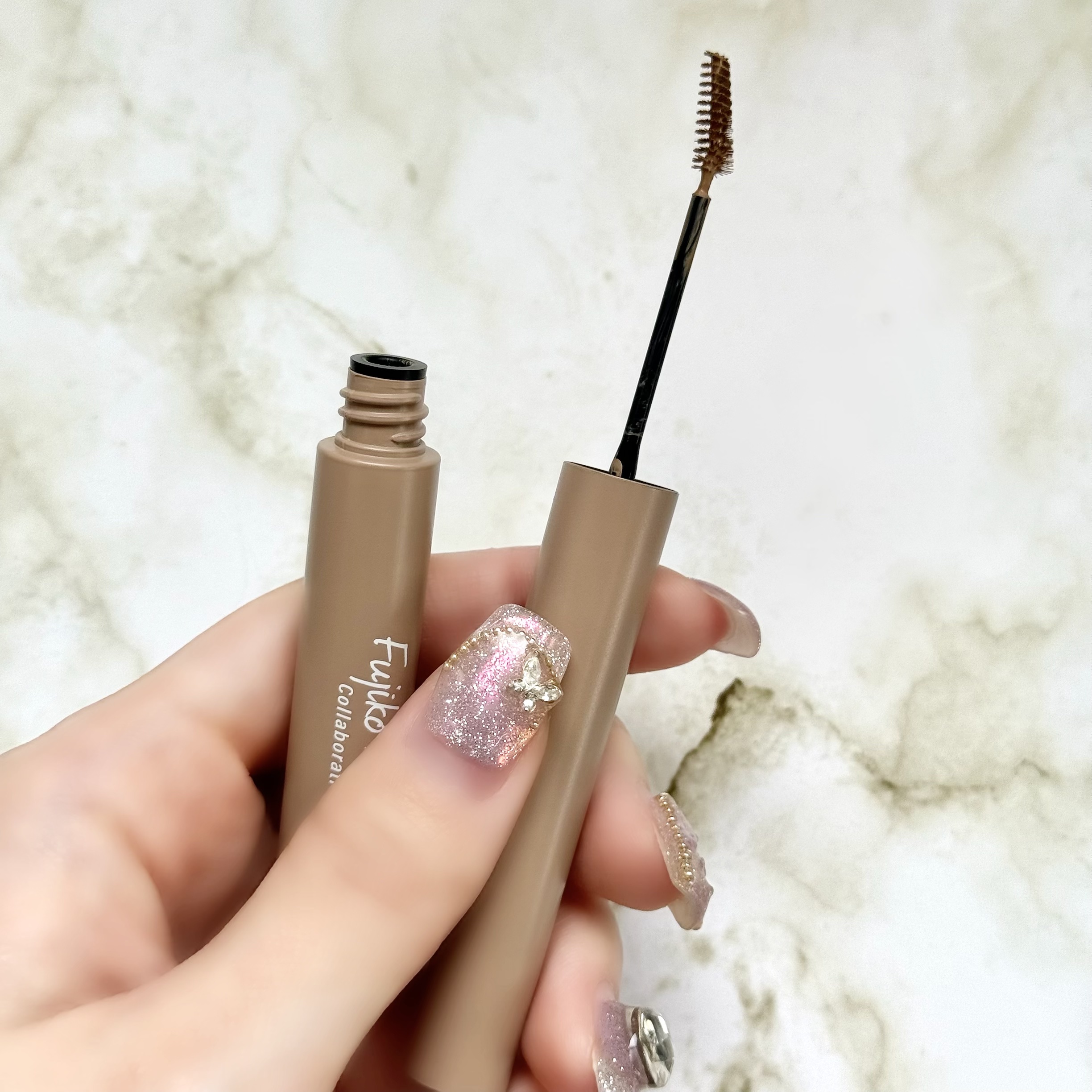 マジカルアイブロウカラー/Fujiko/眉マスカラを使ったクチコミ（3枚目）