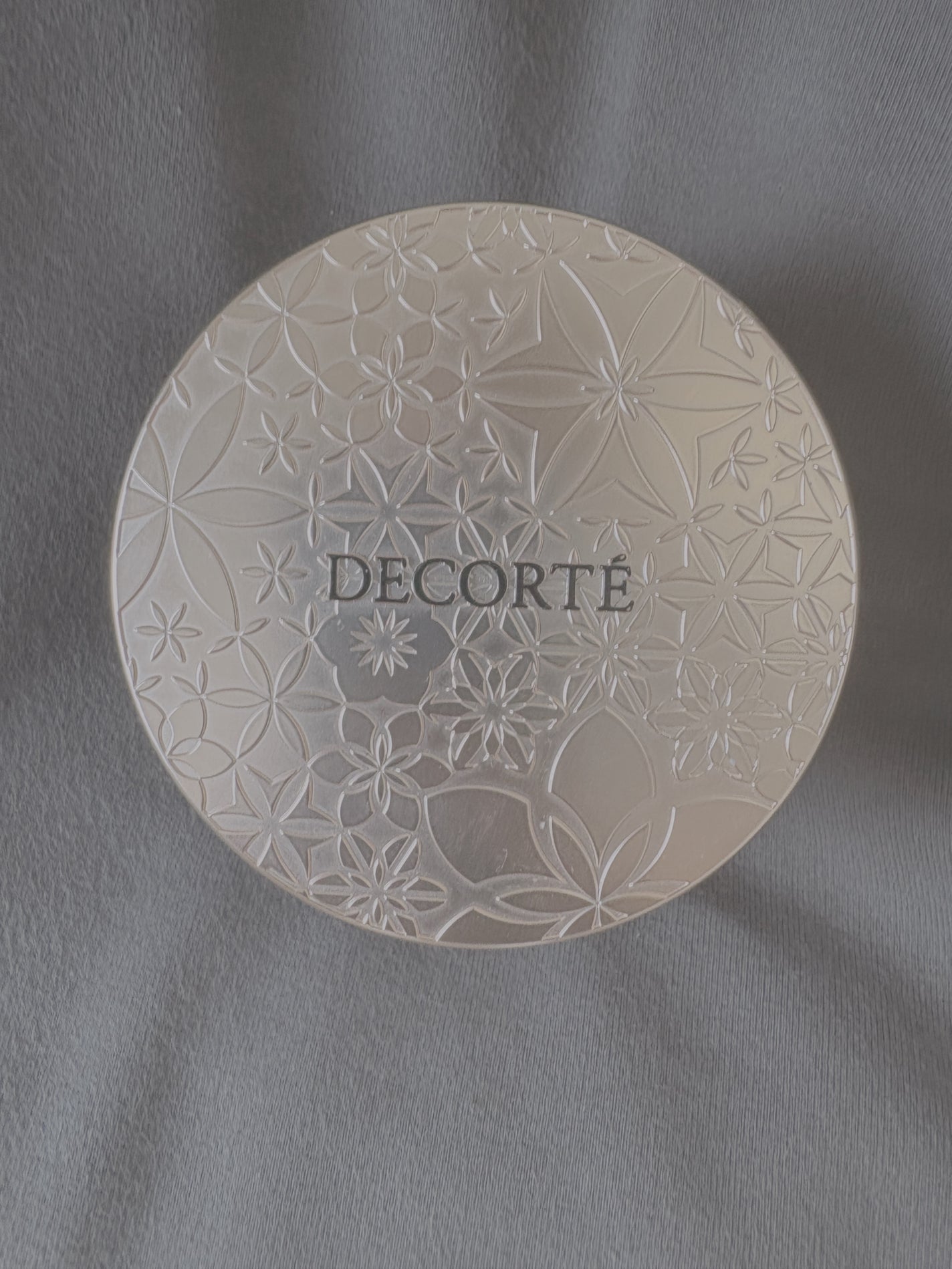 フェイスパウダー/DECORTÉ/ルースパウダーを使ったクチコミ(1枚目)