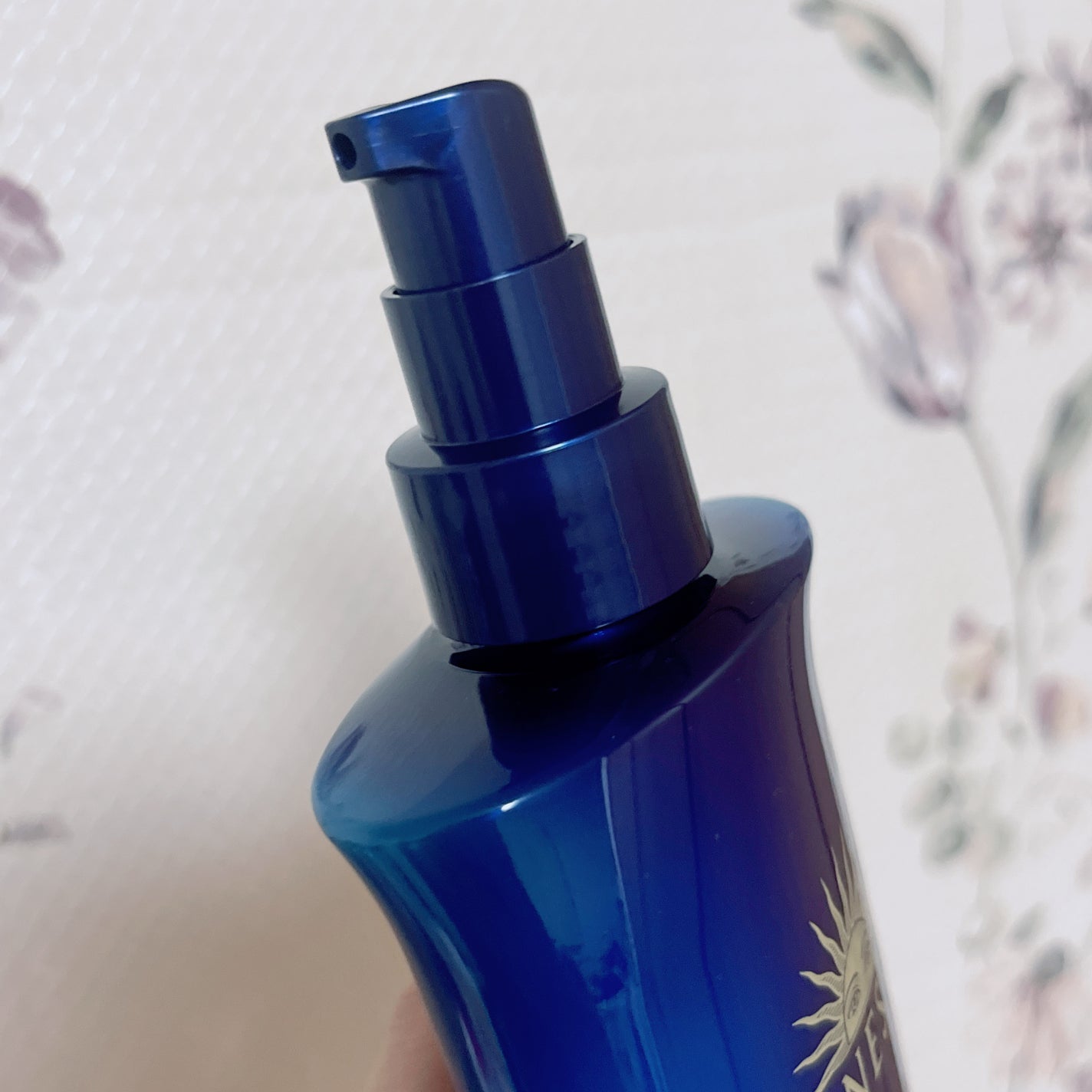 アネッサ スキンセラム<医薬部外品>/アネッサ/フェイスクリームを使ったクチコミ(3枚目)