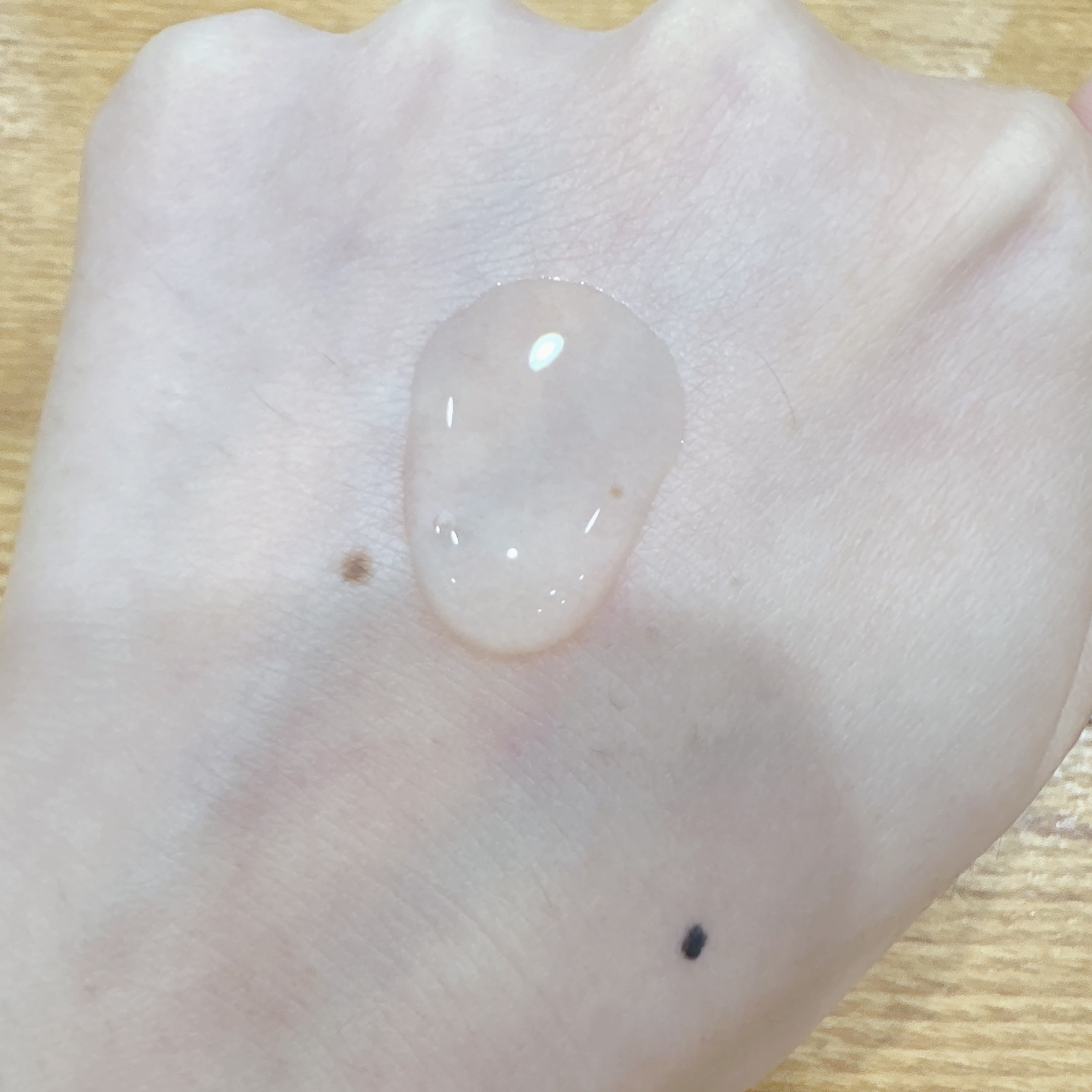 クローザーセラム/Frankly/美容液を使ったクチコミ（3枚目）