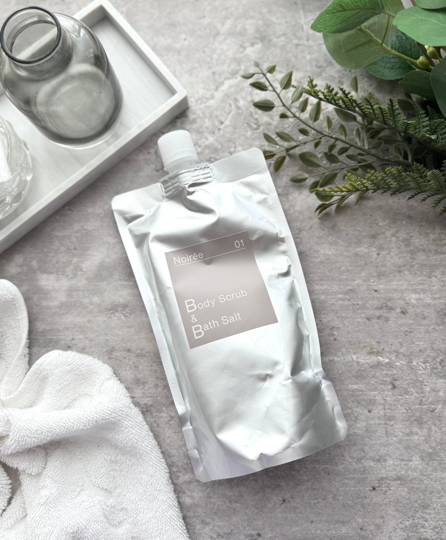 ノワレ ボディスクラブ&バスソルト/énai/ボディスクラブを使ったクチコミ(4枚目)