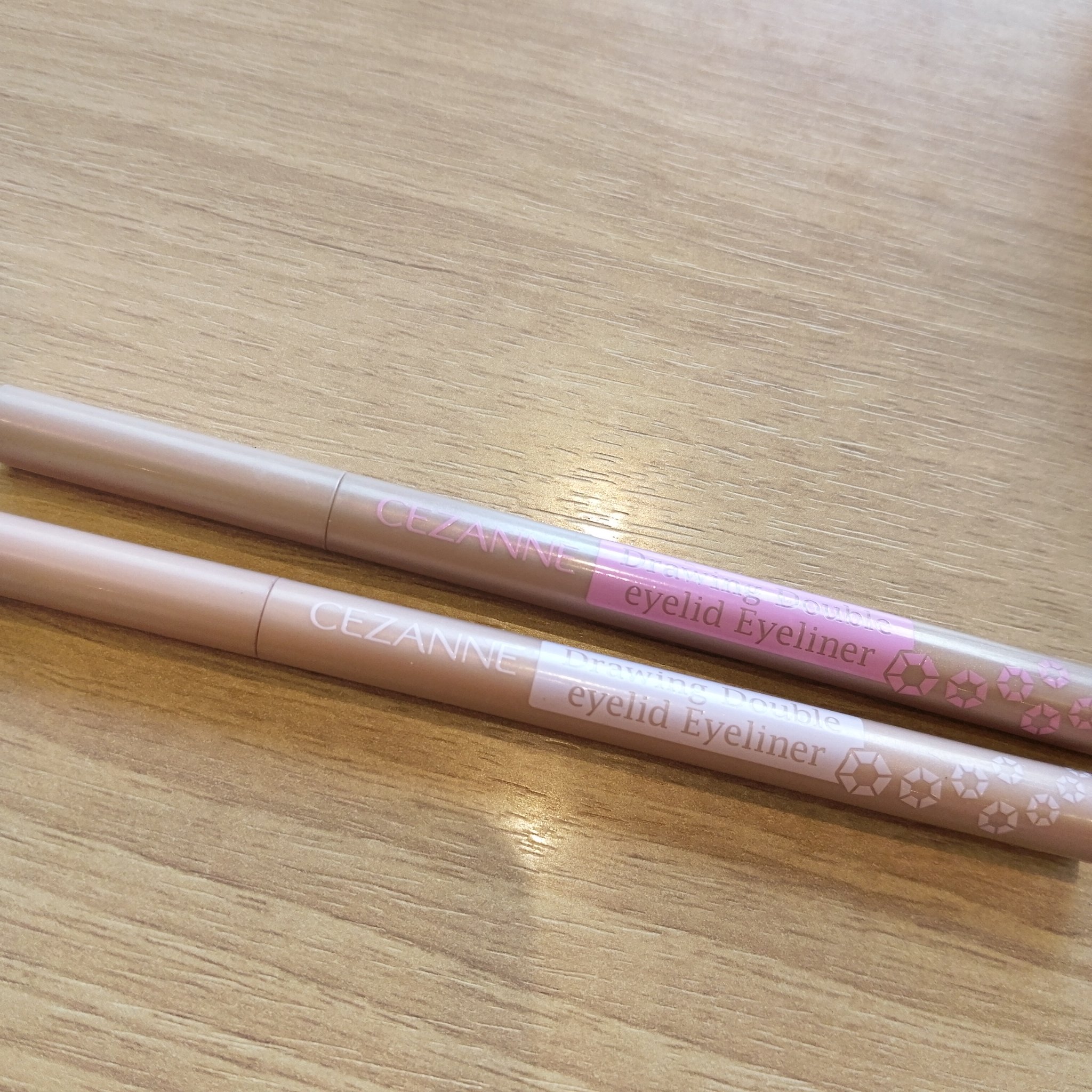 描くふたえアイライナー/CEZANNE/リキッドアイライナーを使ったクチコミ（2枚目）