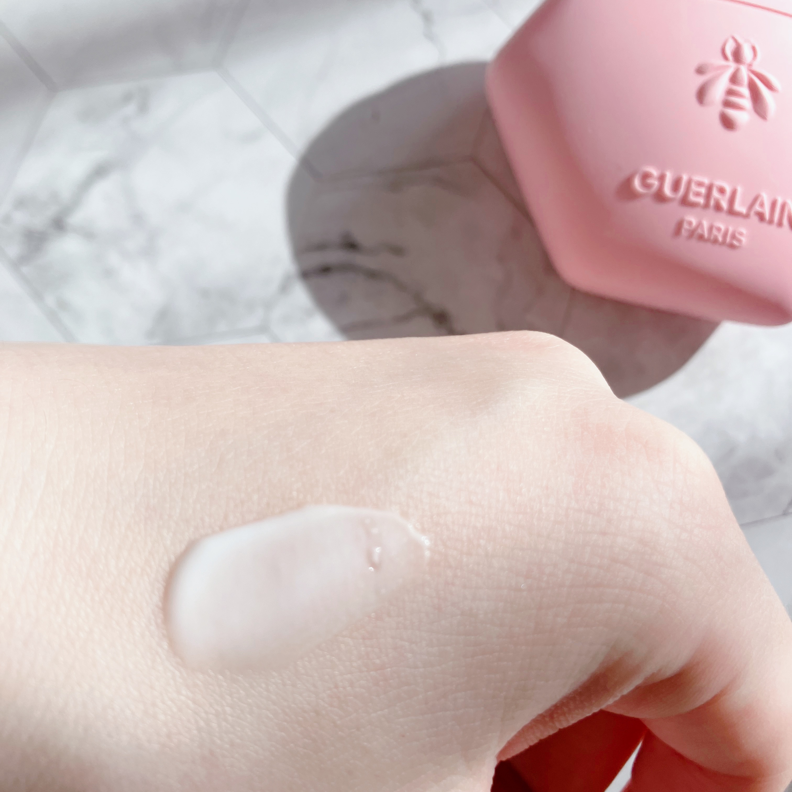 アクア アレゴリア ハンドクリーム ローザ ロッサ/GUERLAIN/ハンドクリームを使ったクチコミ（3枚目）