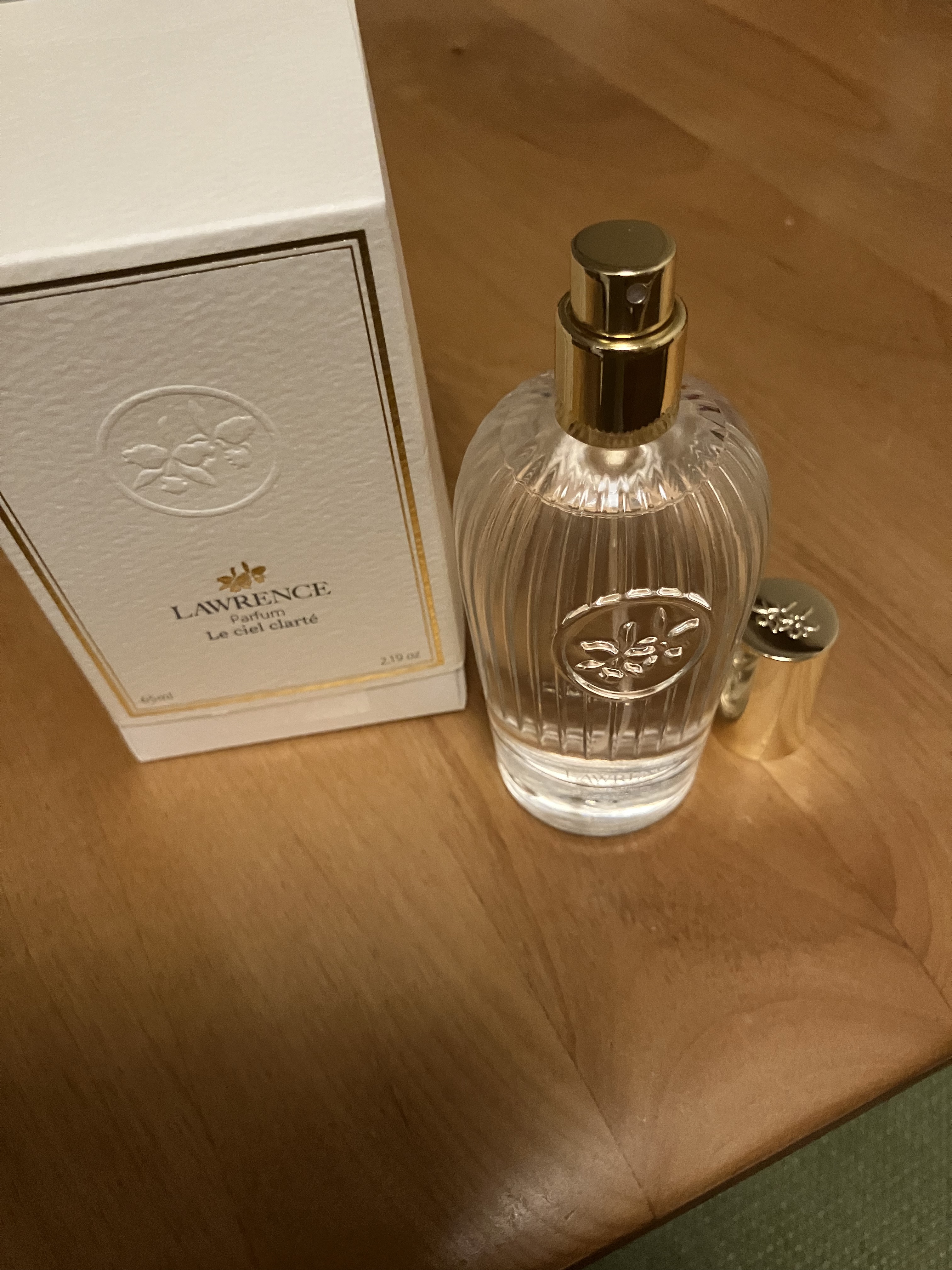 ロウレンス　パルファム　ルシェルクラーテ/ロウレンス /香水(レディース)を使ったクチコミ（2枚目）
