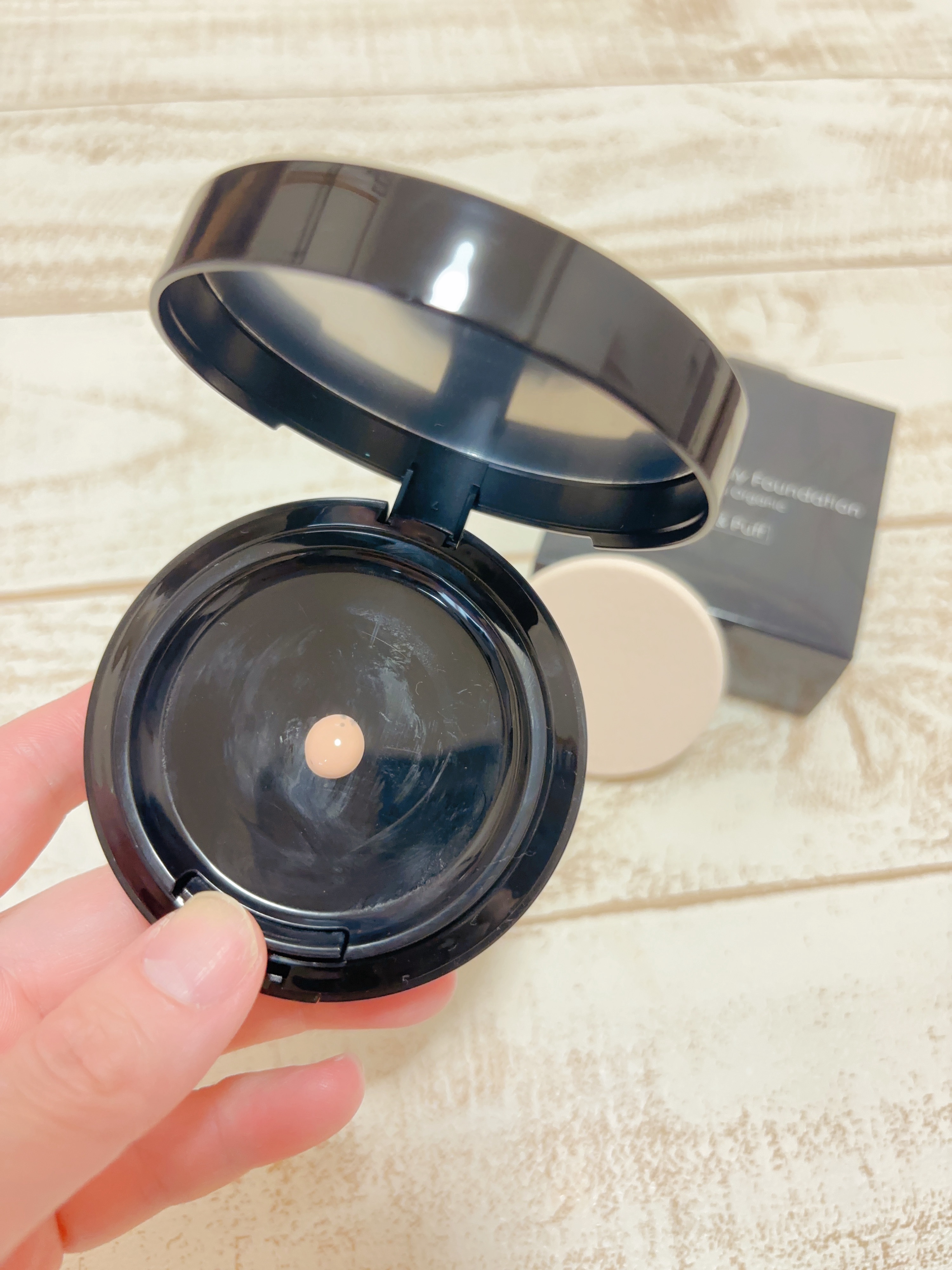 ミネラルリキッドリー ファンデーション SPF22 PA++/MiMC/リキッドファンデーションを使ったクチコミ（2枚目）