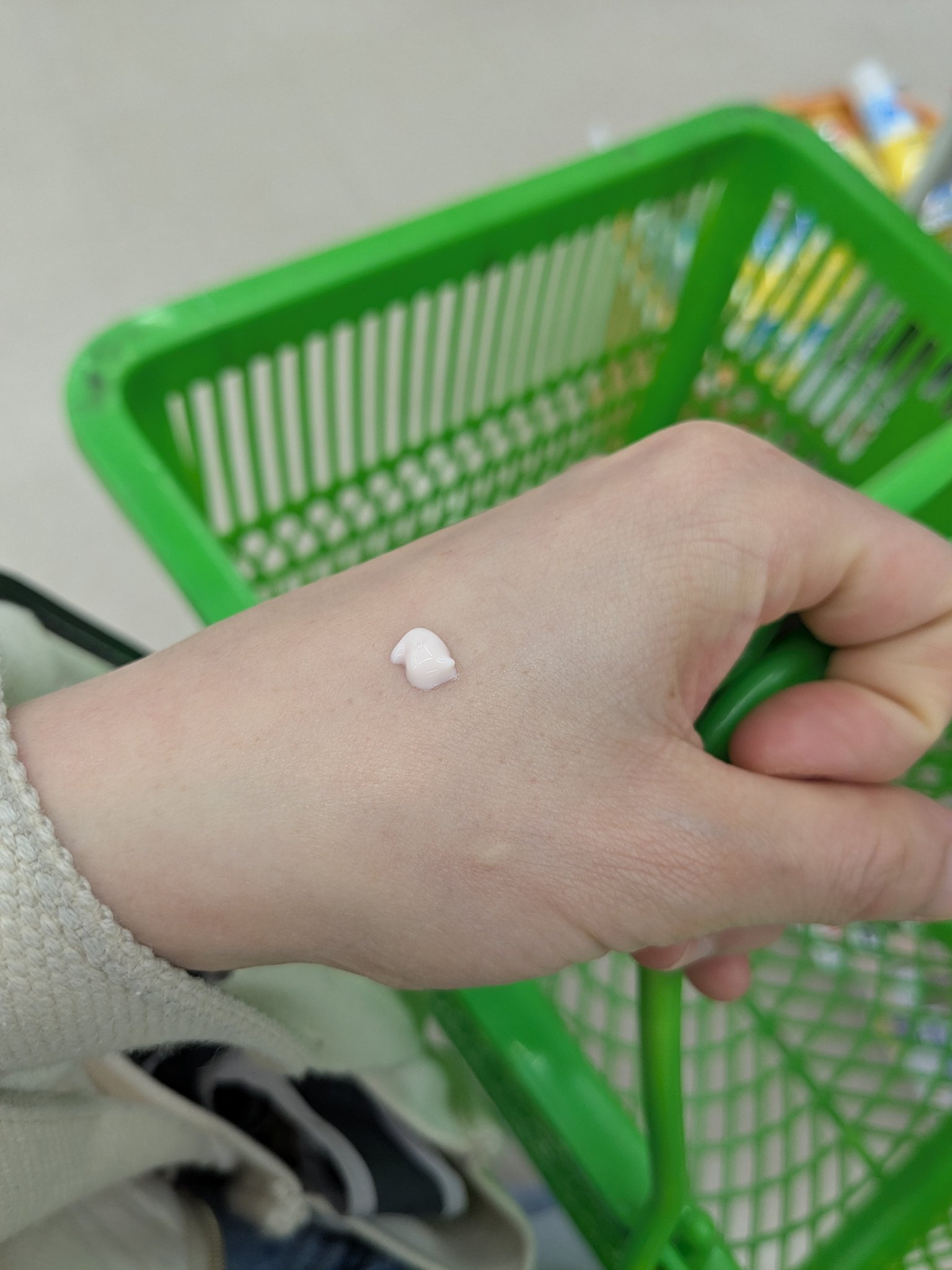 水分力スキンケア下地/乾燥さん/化粧下地を使ったクチコミ（2枚目）