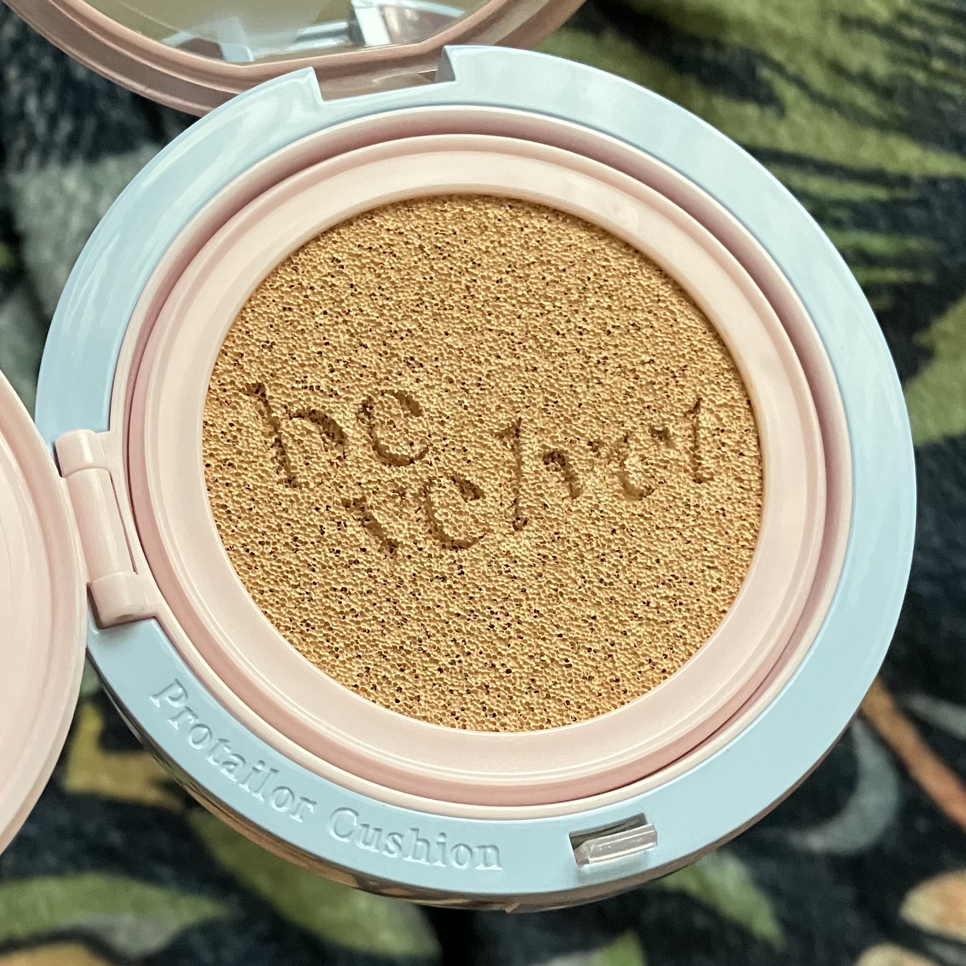 プロテーラービーベルベットカバークッション 21 アイボリー（桜エディション）/espoir/クッションファンデーションを使ったクチコミ（1枚目）