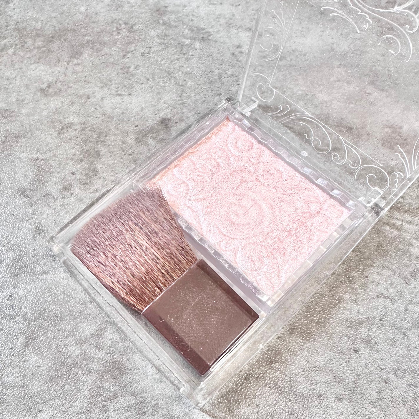 パールグロウハイライト/CEZANNE/パウダーハイライトを使ったクチコミ(2枚目)