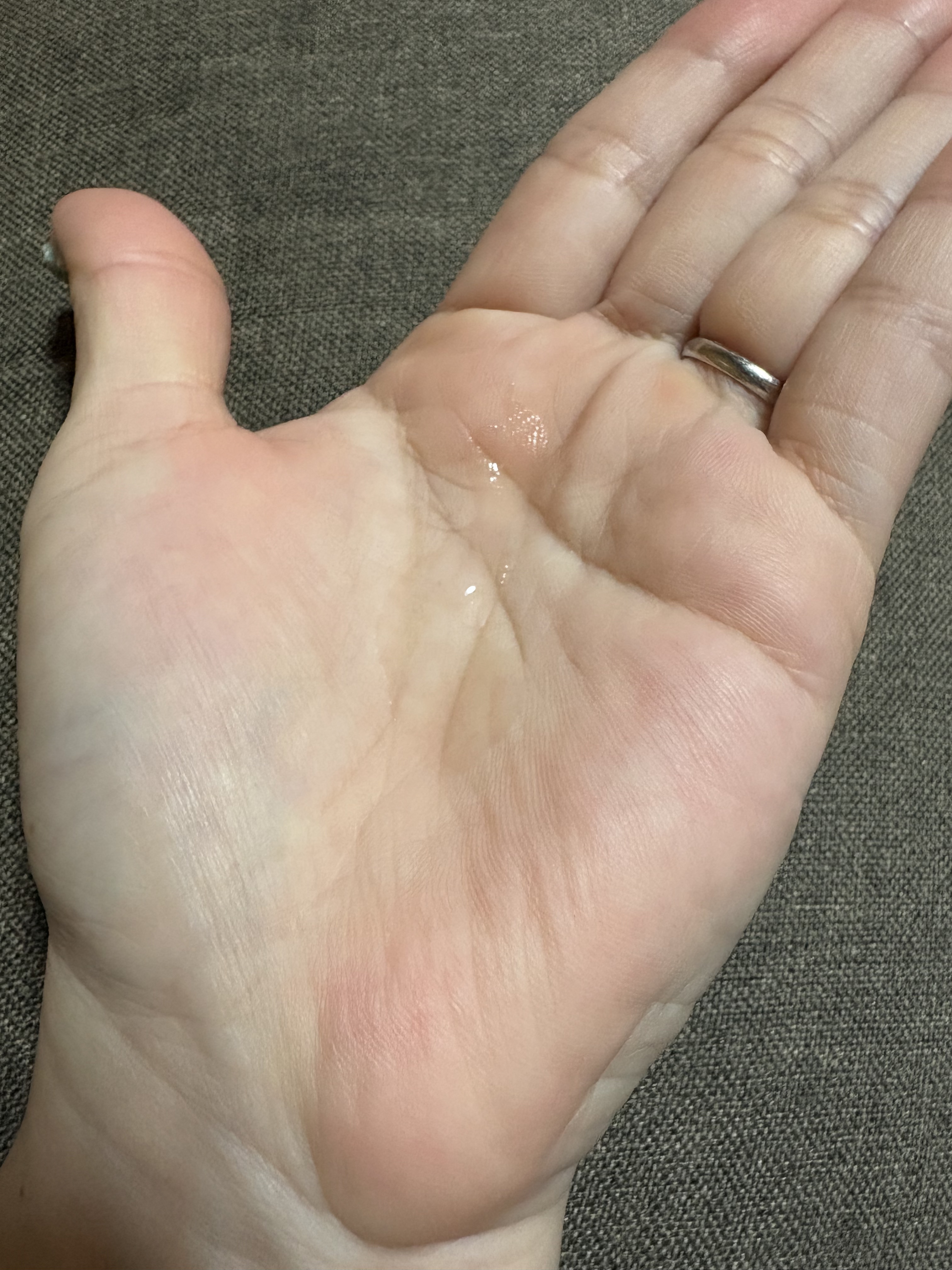 酒粕 クリアエッセンスローション/NAIA/化粧水を使ったクチコミ（3枚目）